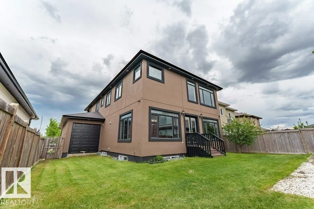 5106 Rue Eaglemont Street