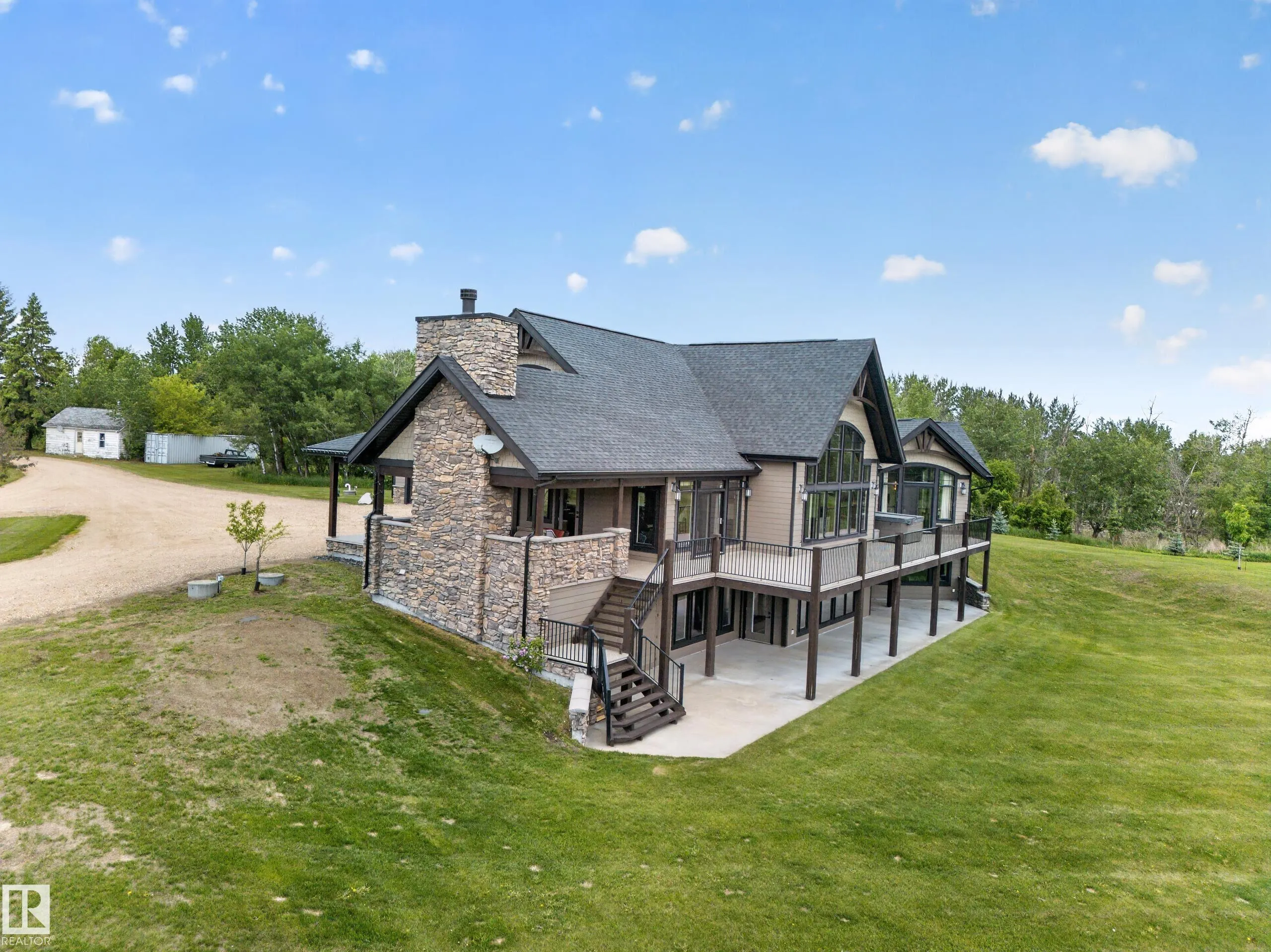 51305 Range Road 192