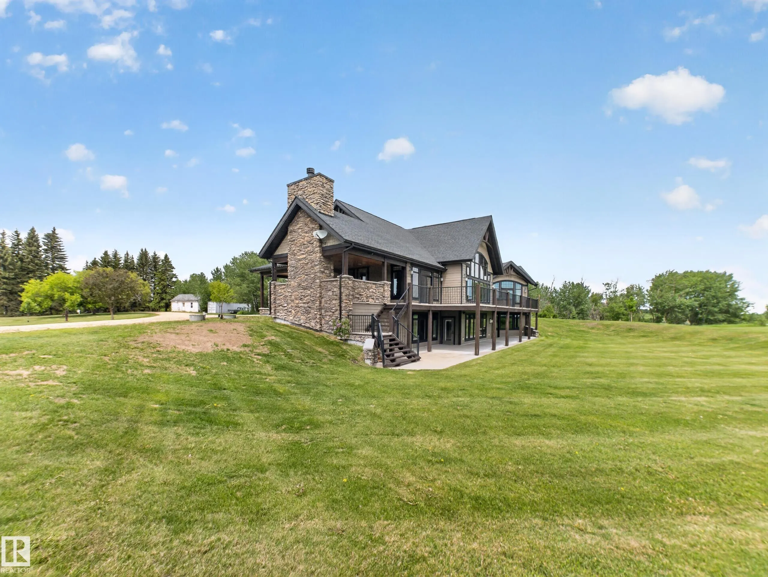 51305 Range Road 192