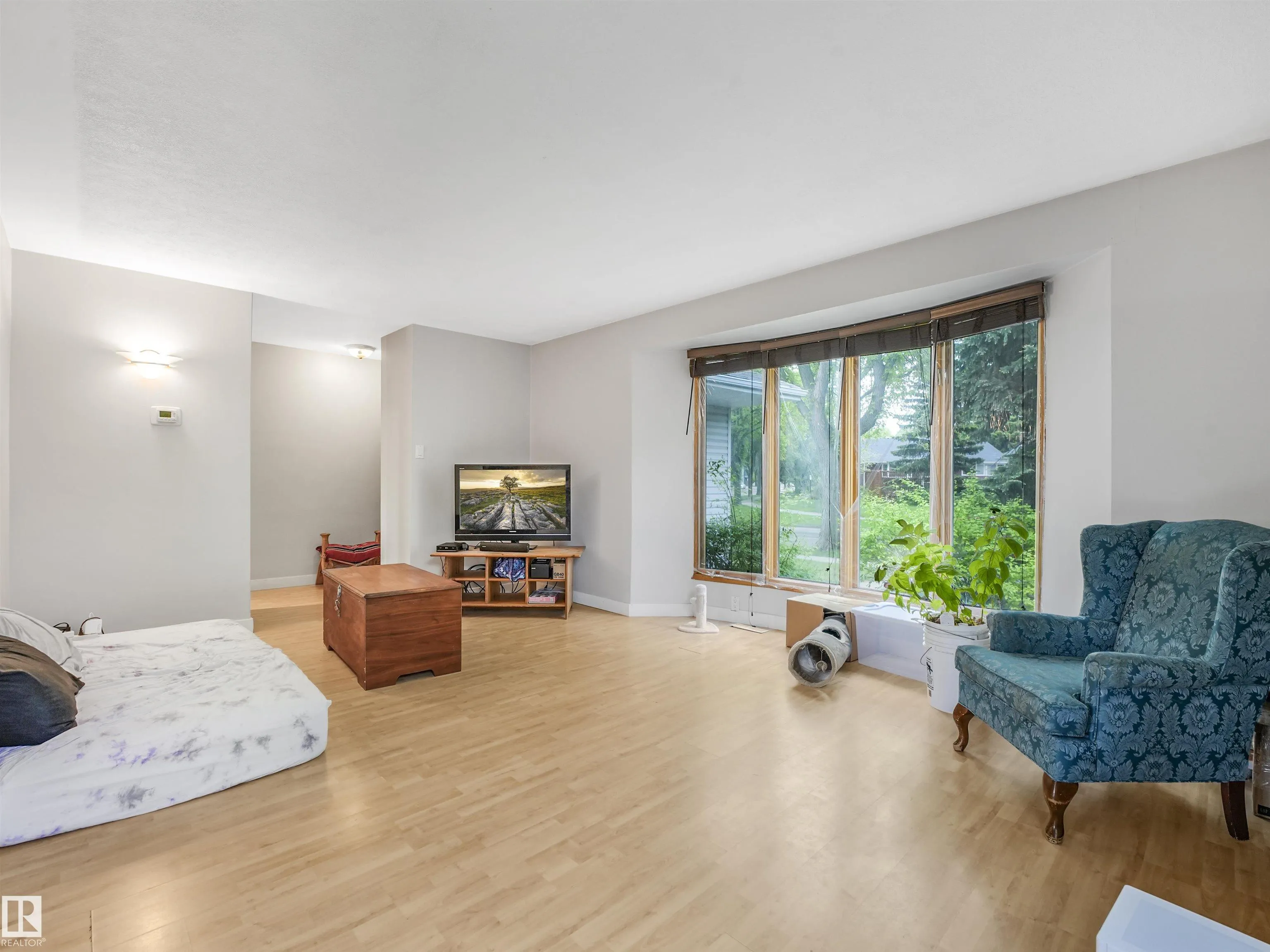14612 93 Ave