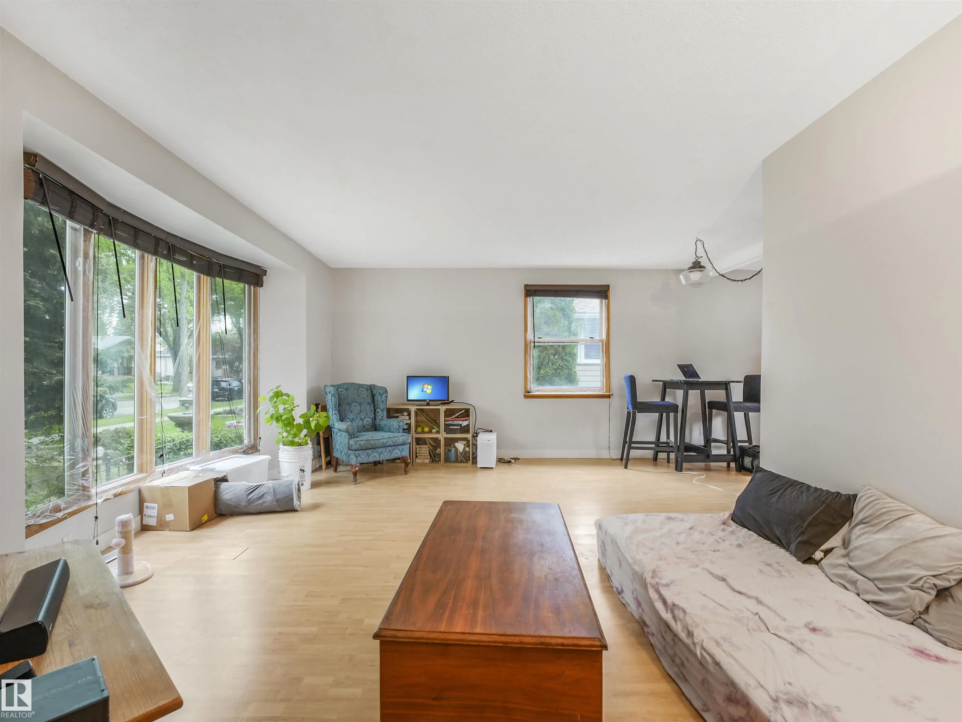 14612 93 Ave