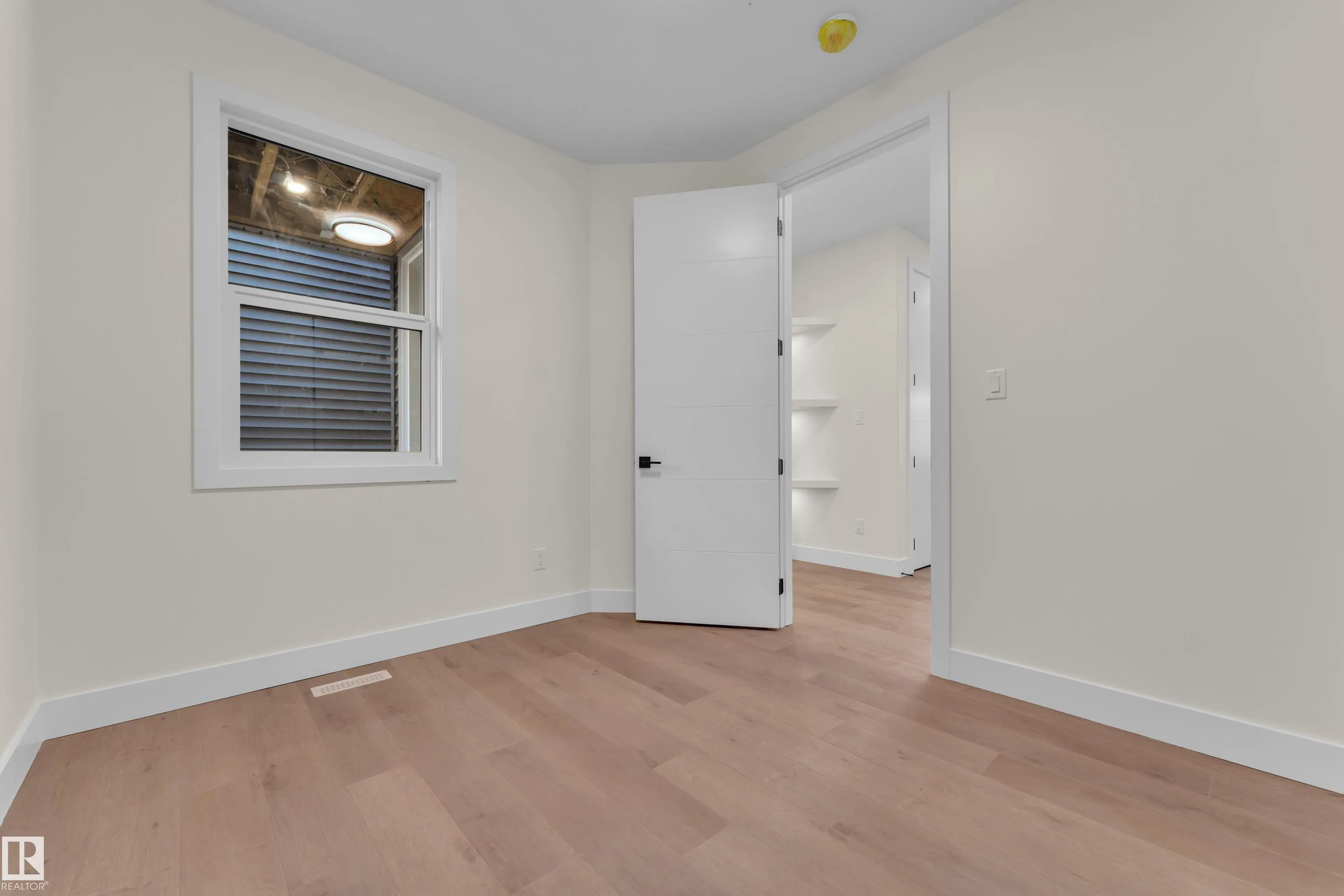 3602 44 Avenue