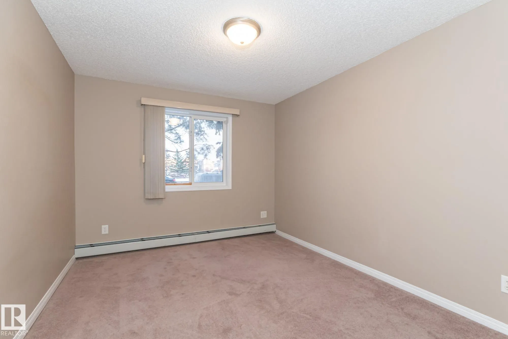 245 EDWARDS Drive