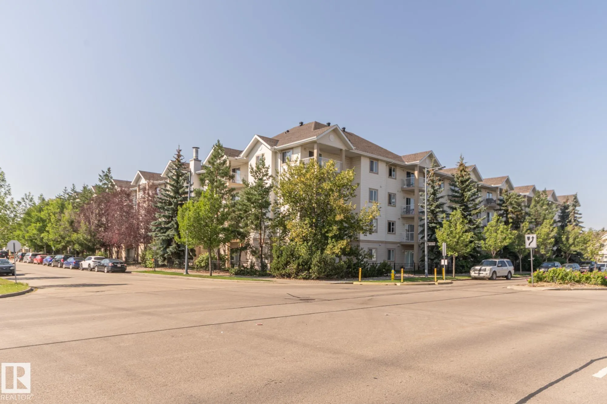 245 EDWARDS Drive