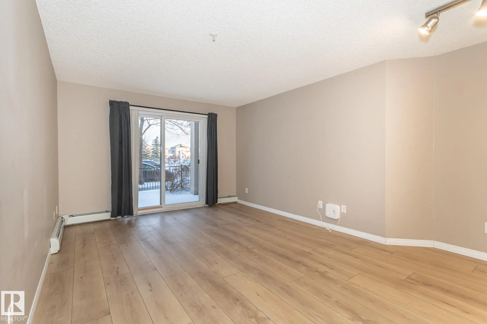 245 EDWARDS Drive