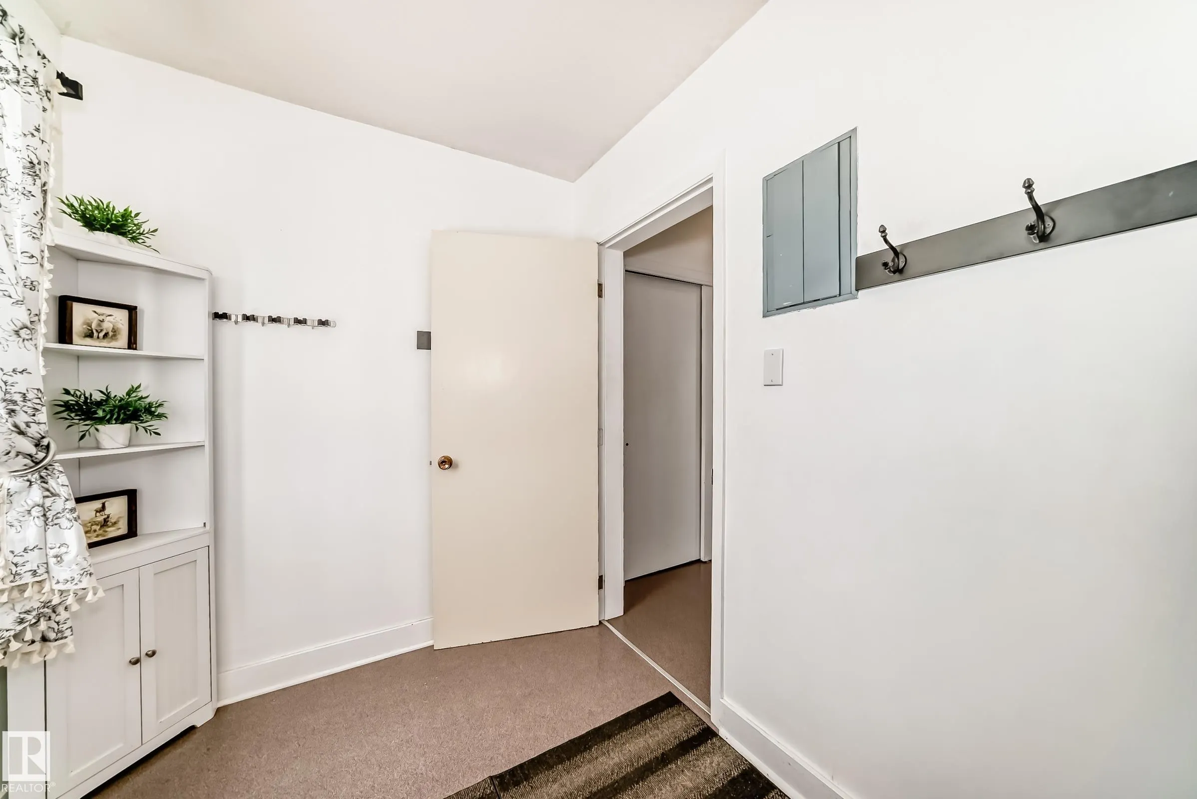 24523 TWP ROAD 582