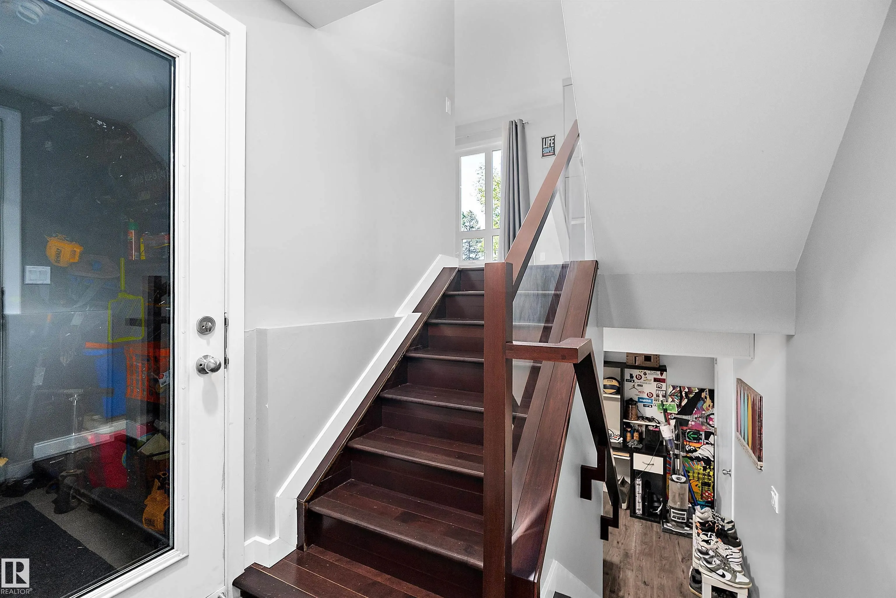 14832 103 Ave