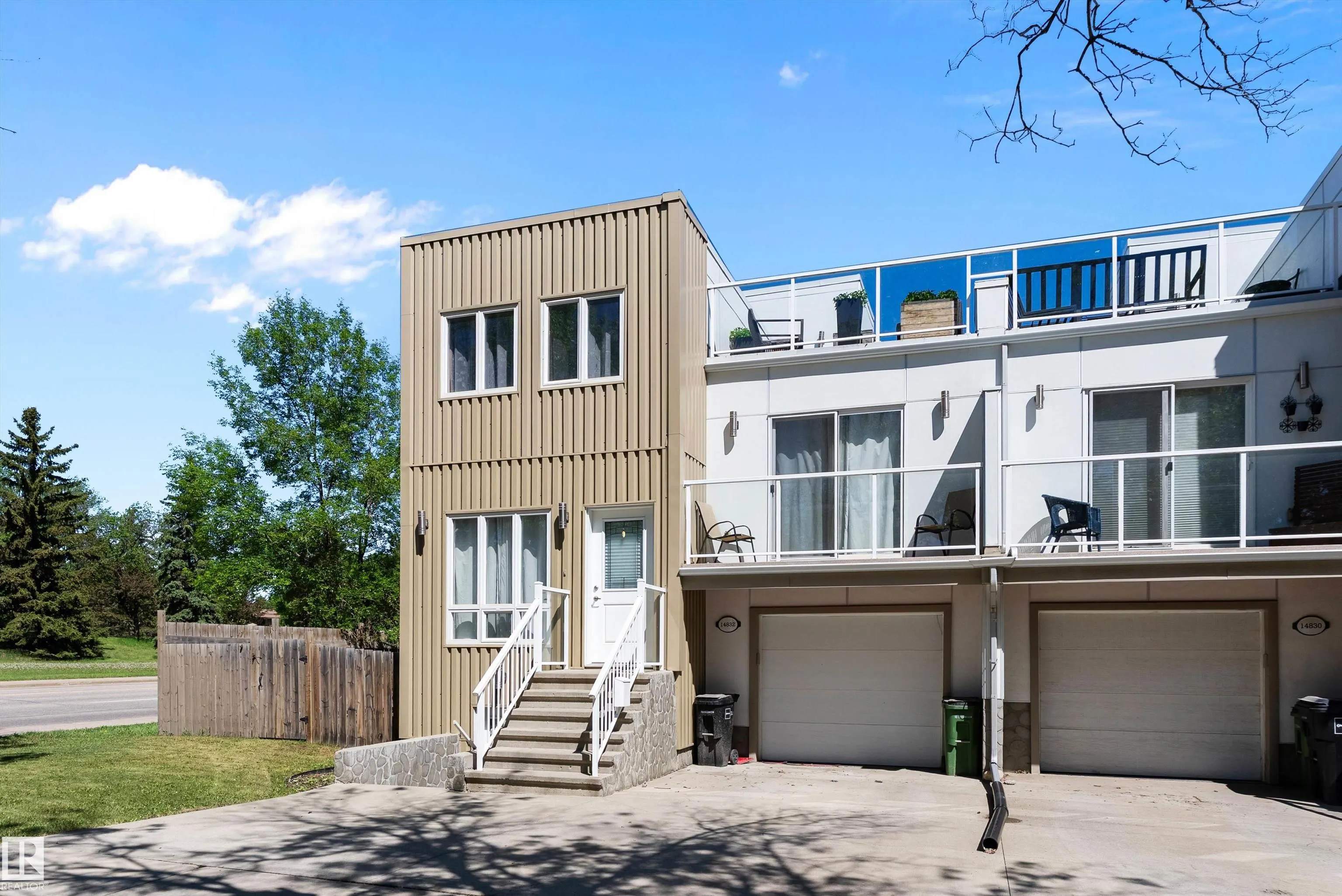 14832 103 Ave