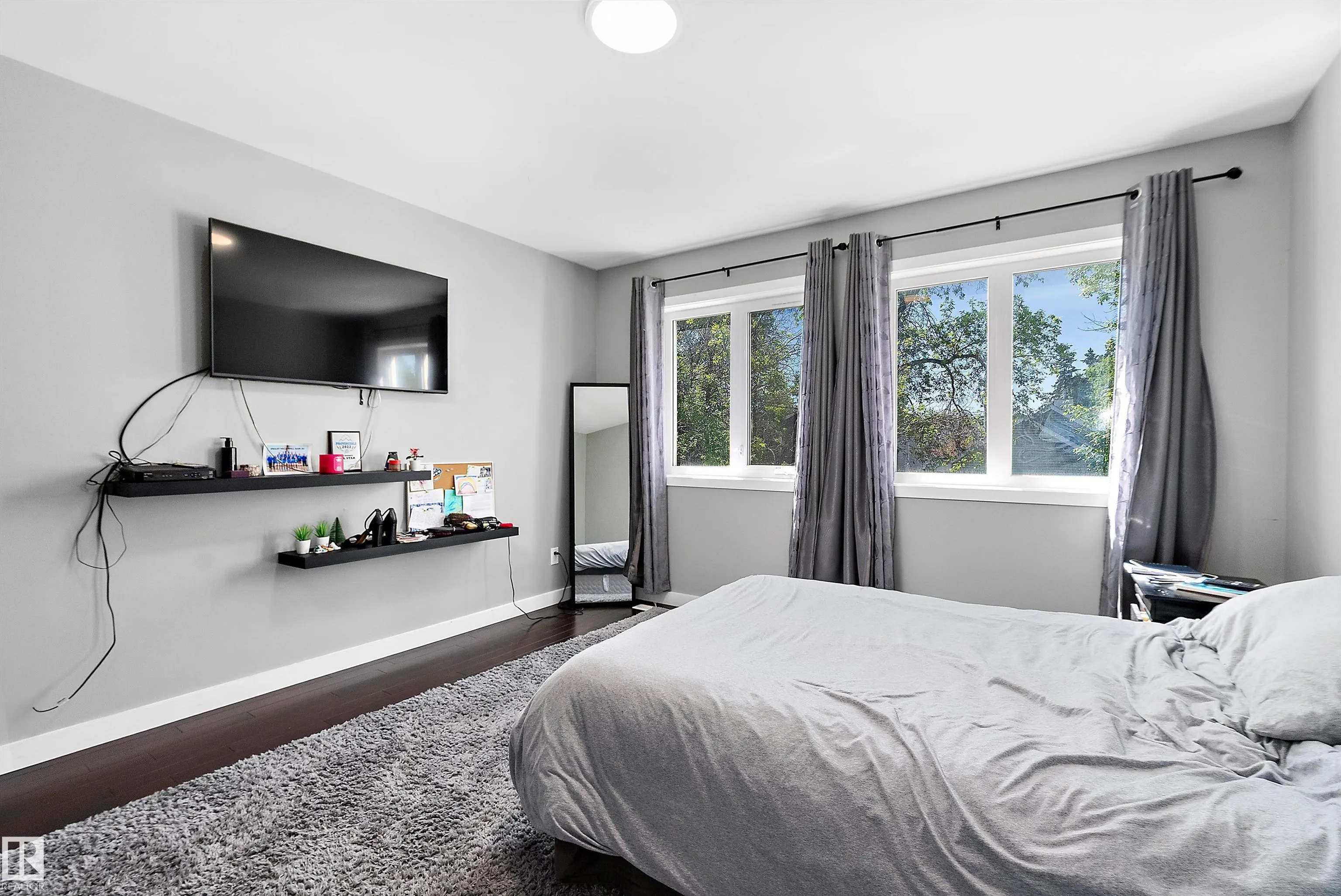 14832 103 Ave