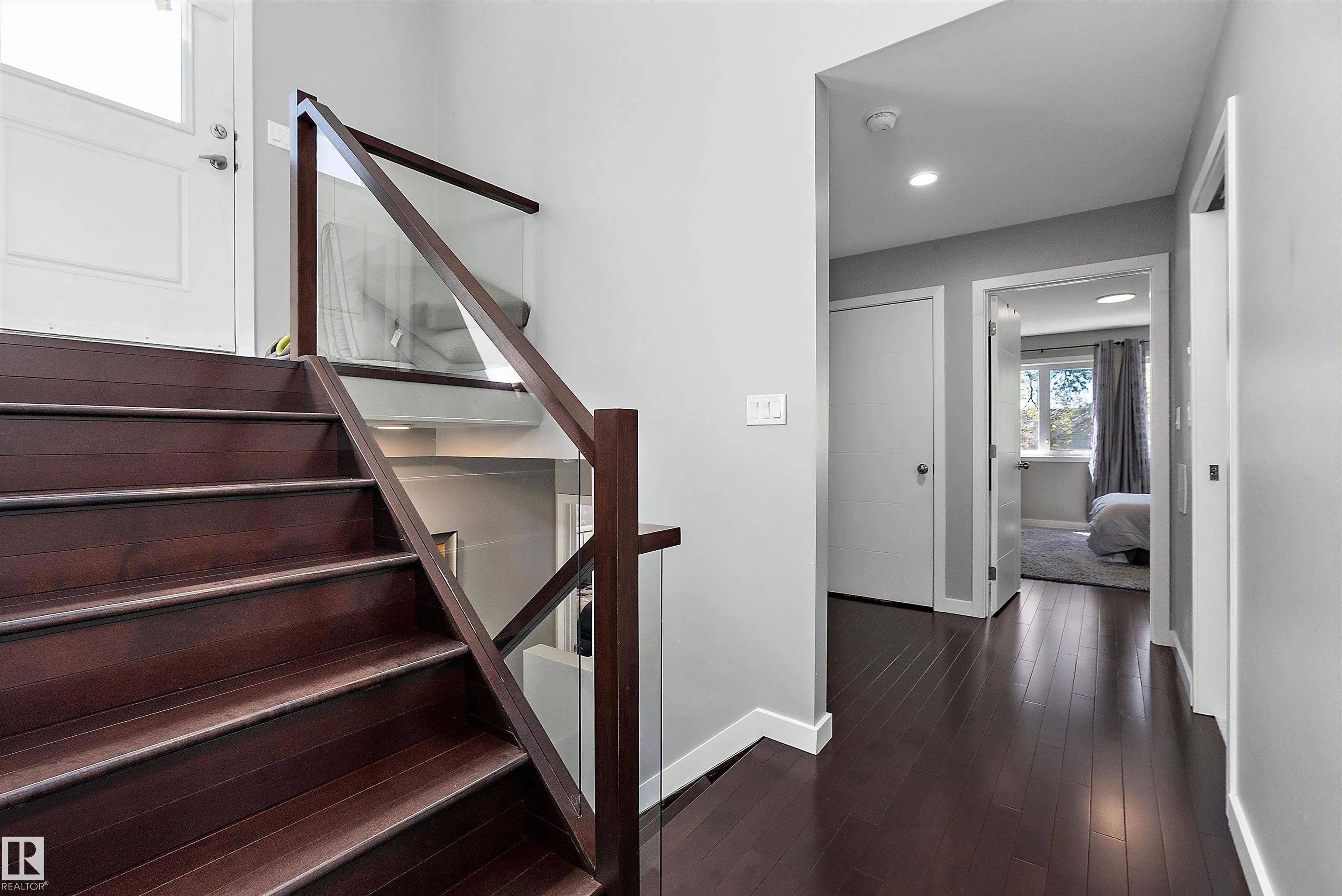 14832 103 Ave