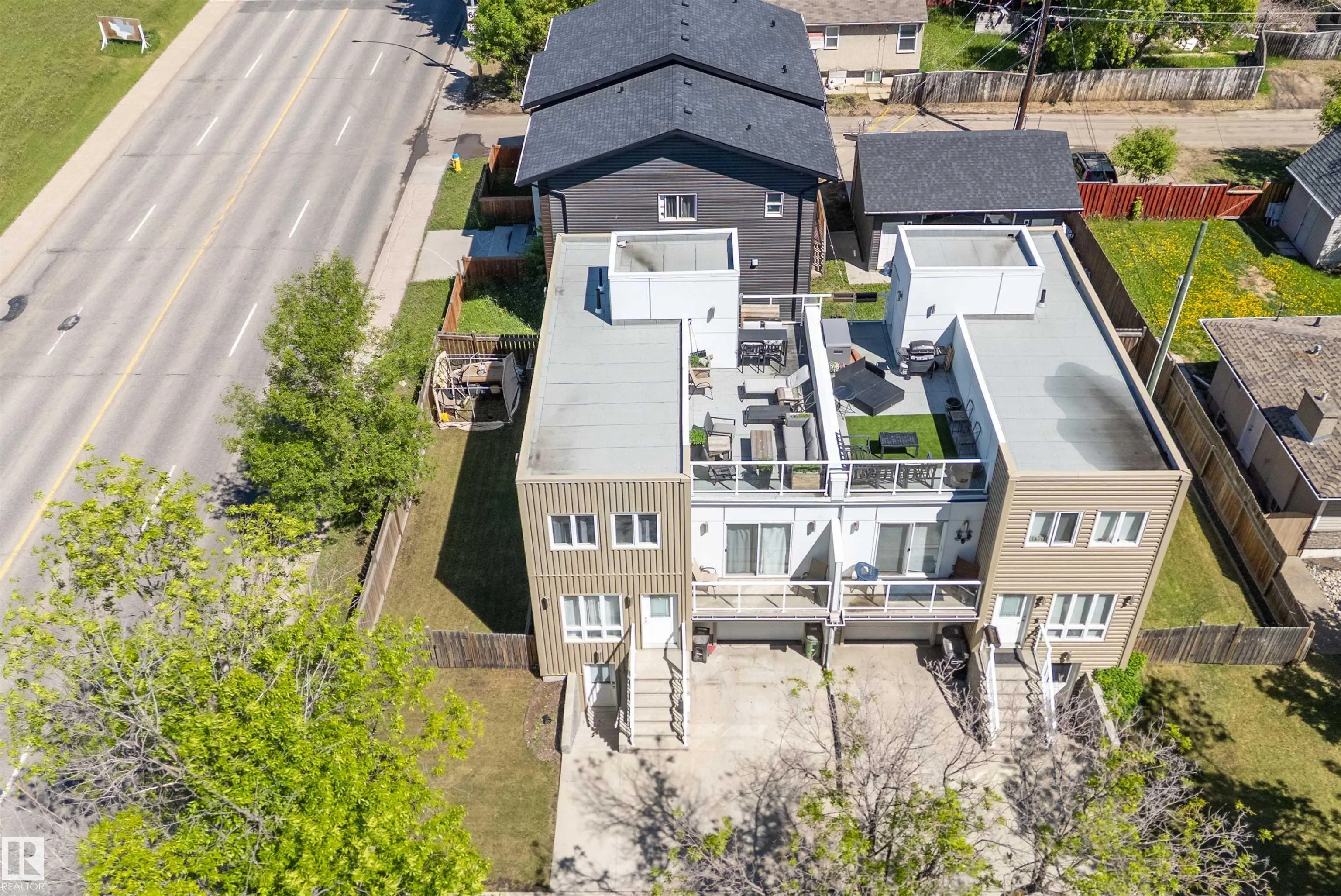 14832 103 Ave