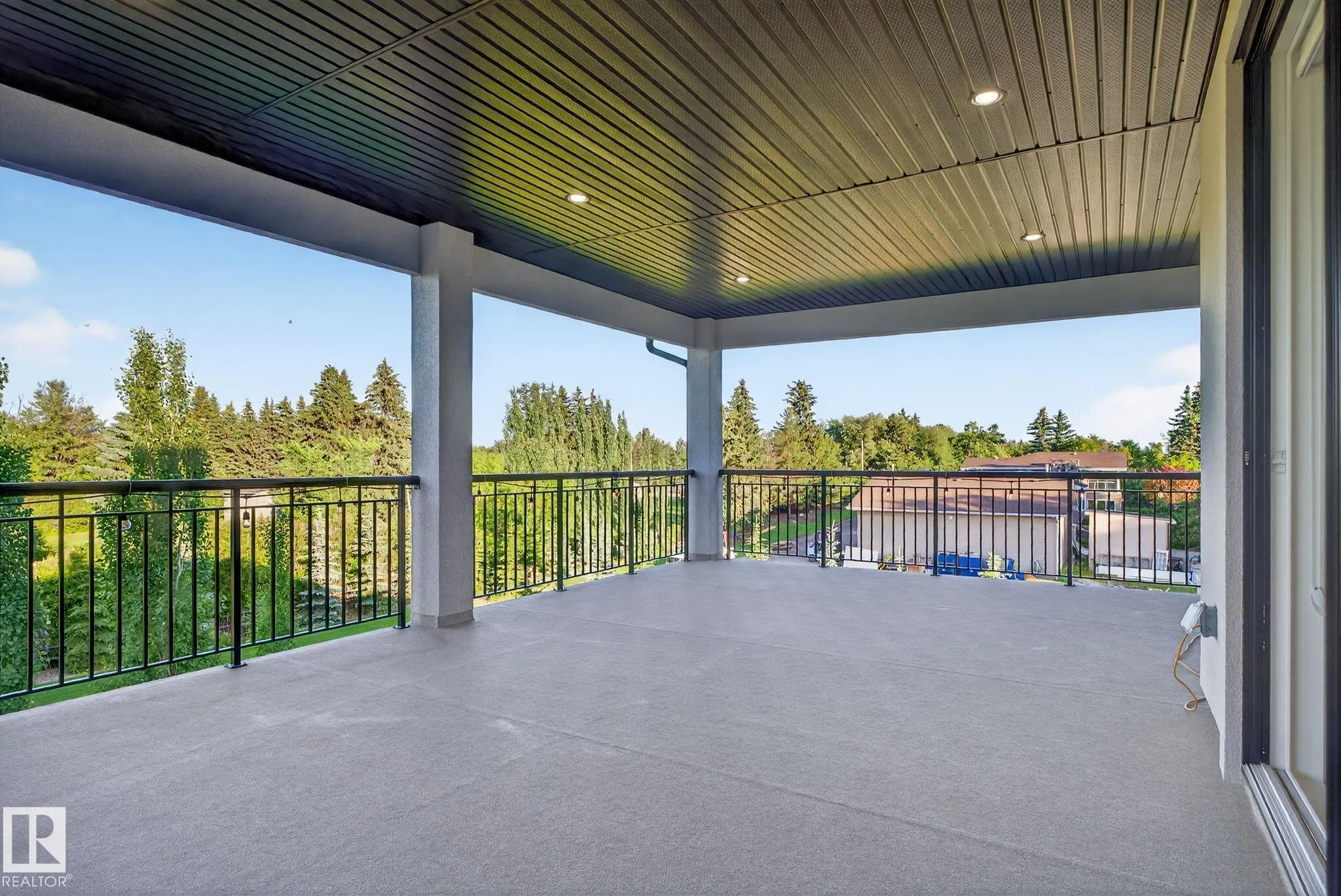 52355 RGE ROAD 233