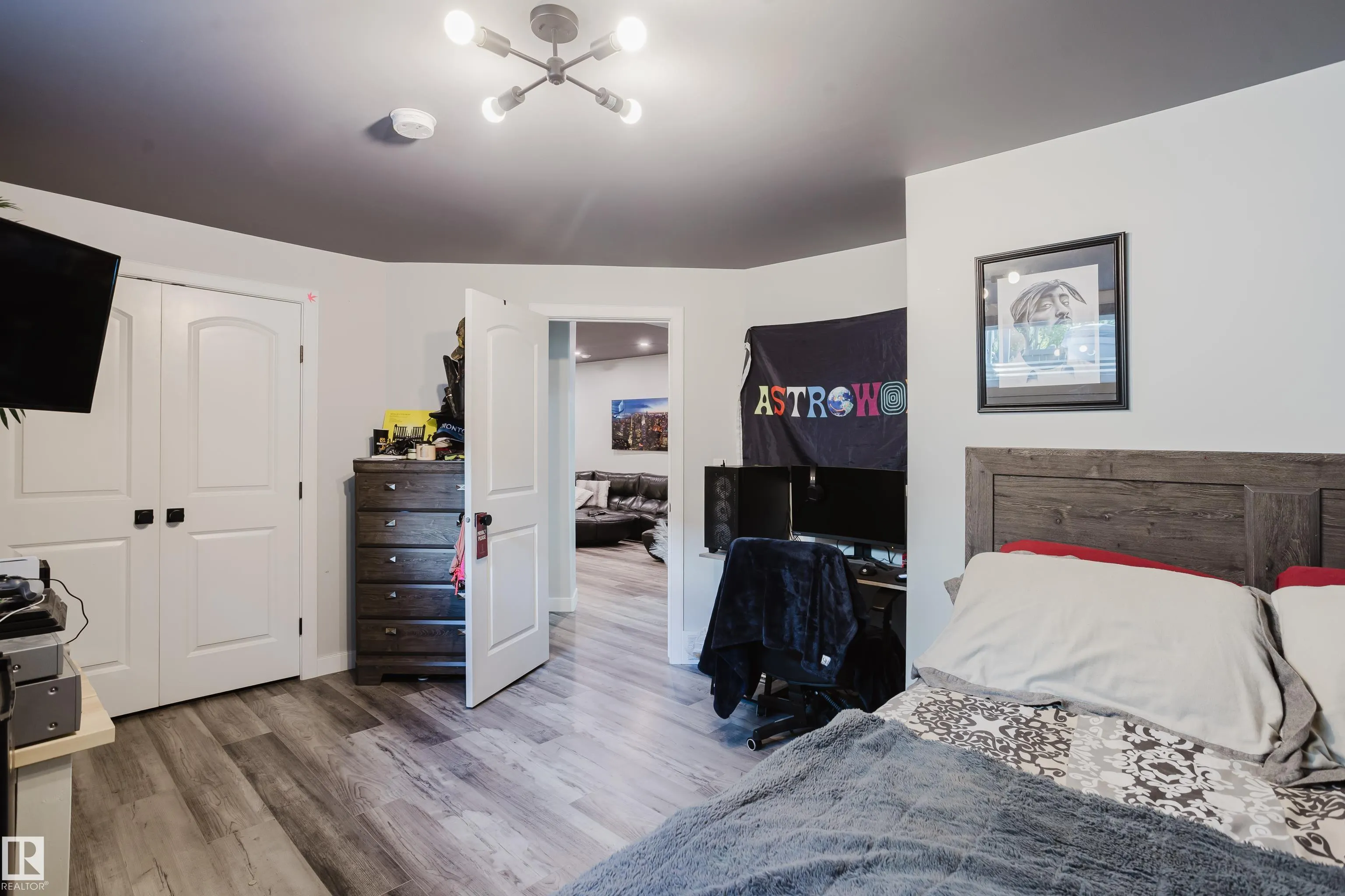 5206 Cercle Ciel Crescent