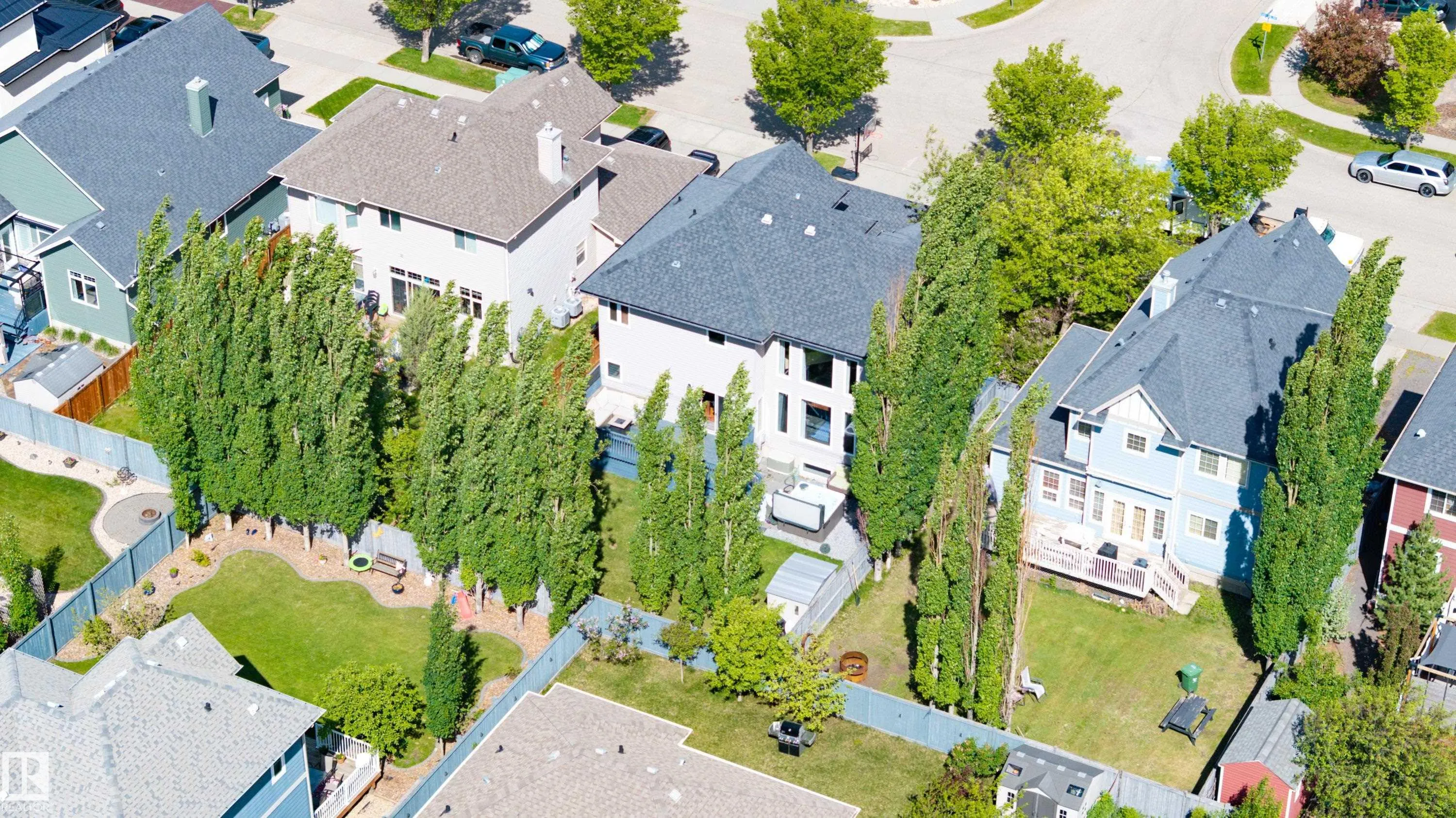 5206 Cercle Ciel Crescent