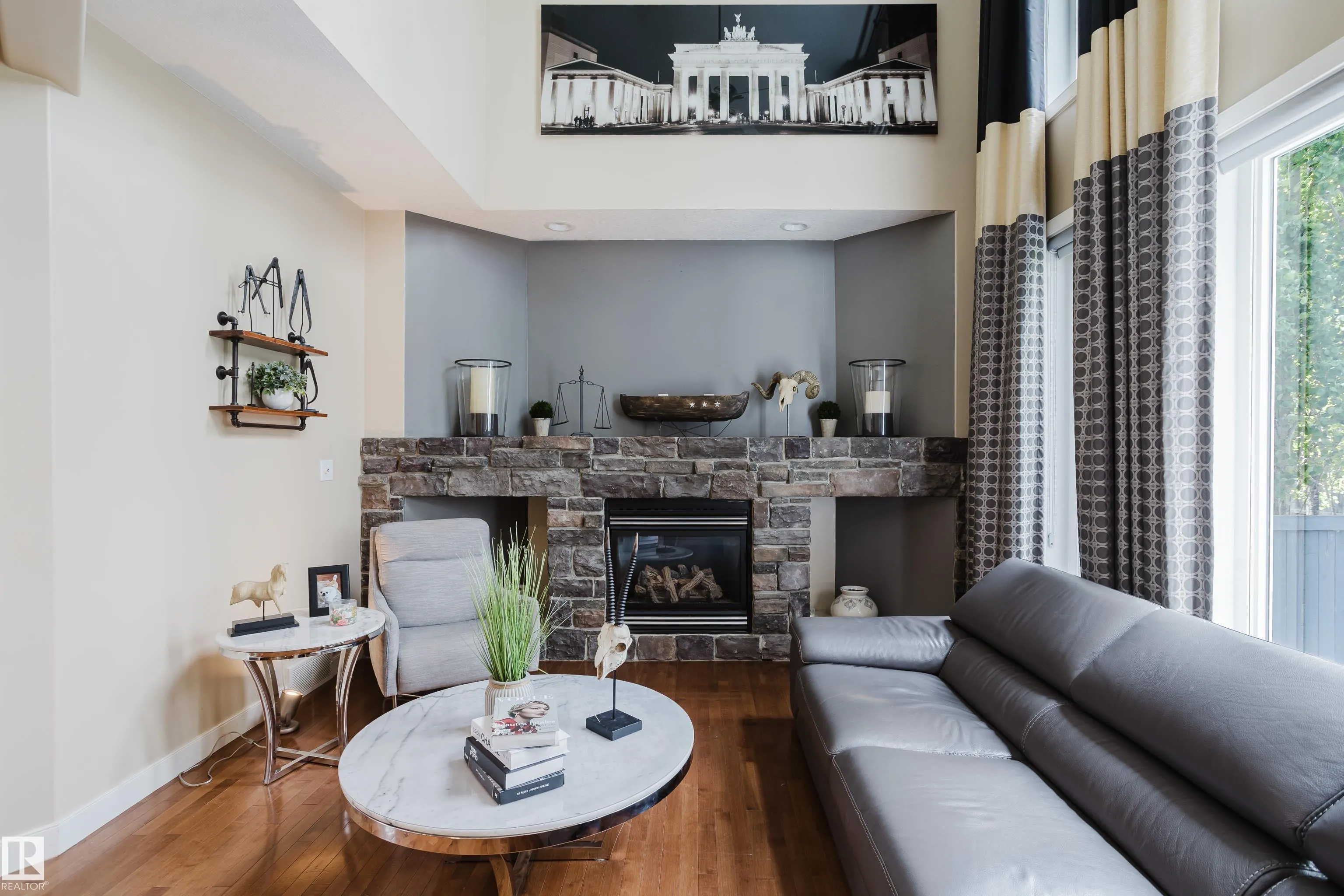 5206 Cercle Ciel Crescent