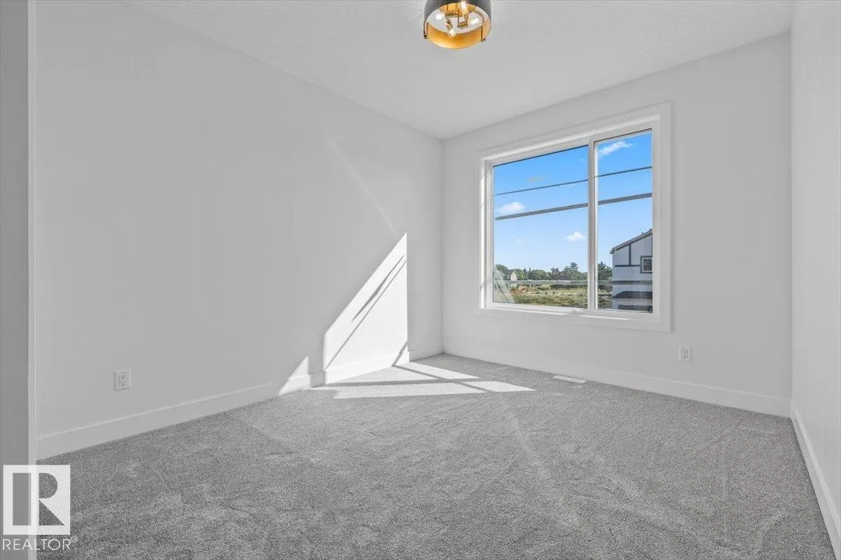 40 Promenade Boulevard