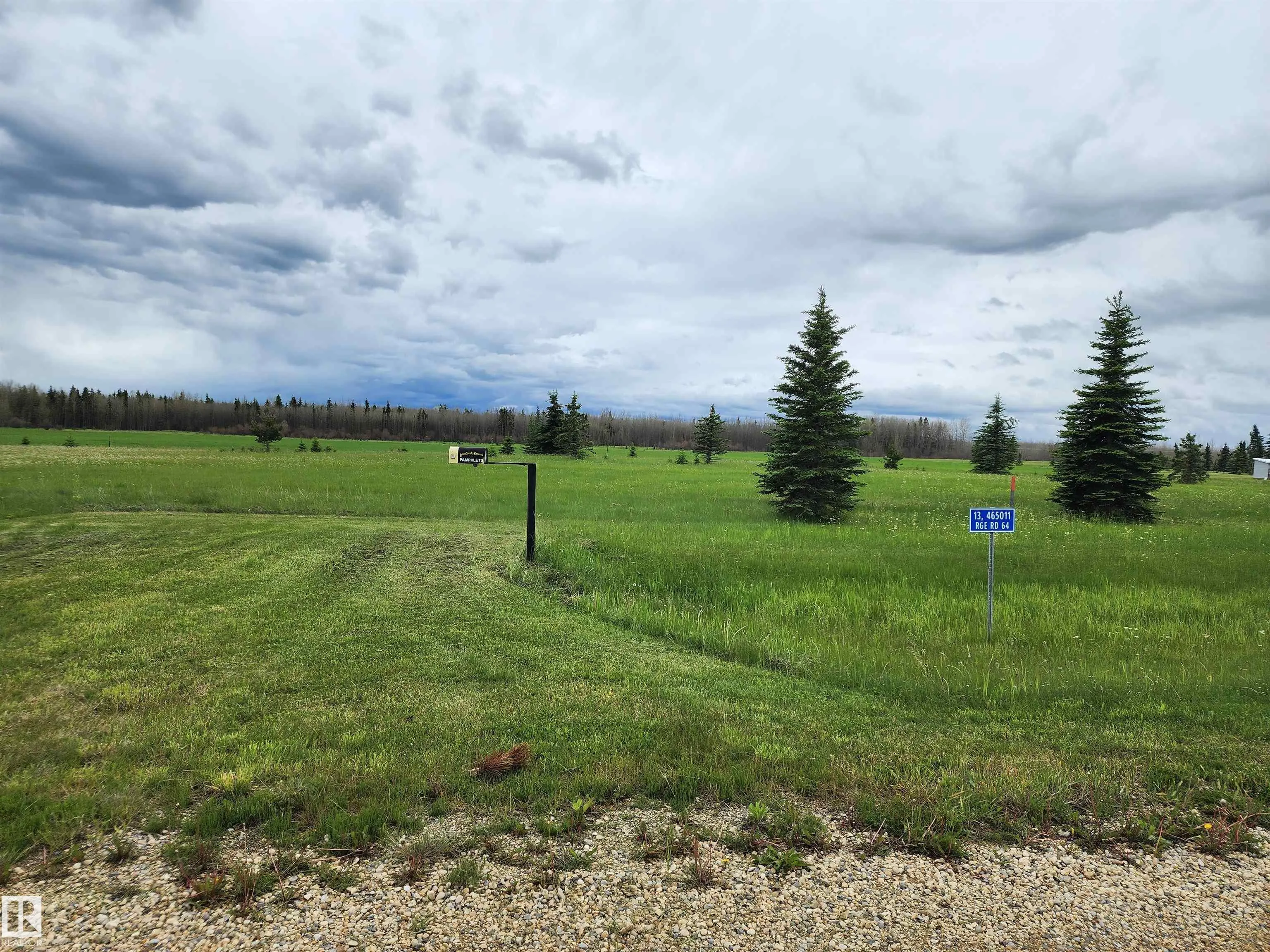 17 465011 Rge Rd 64