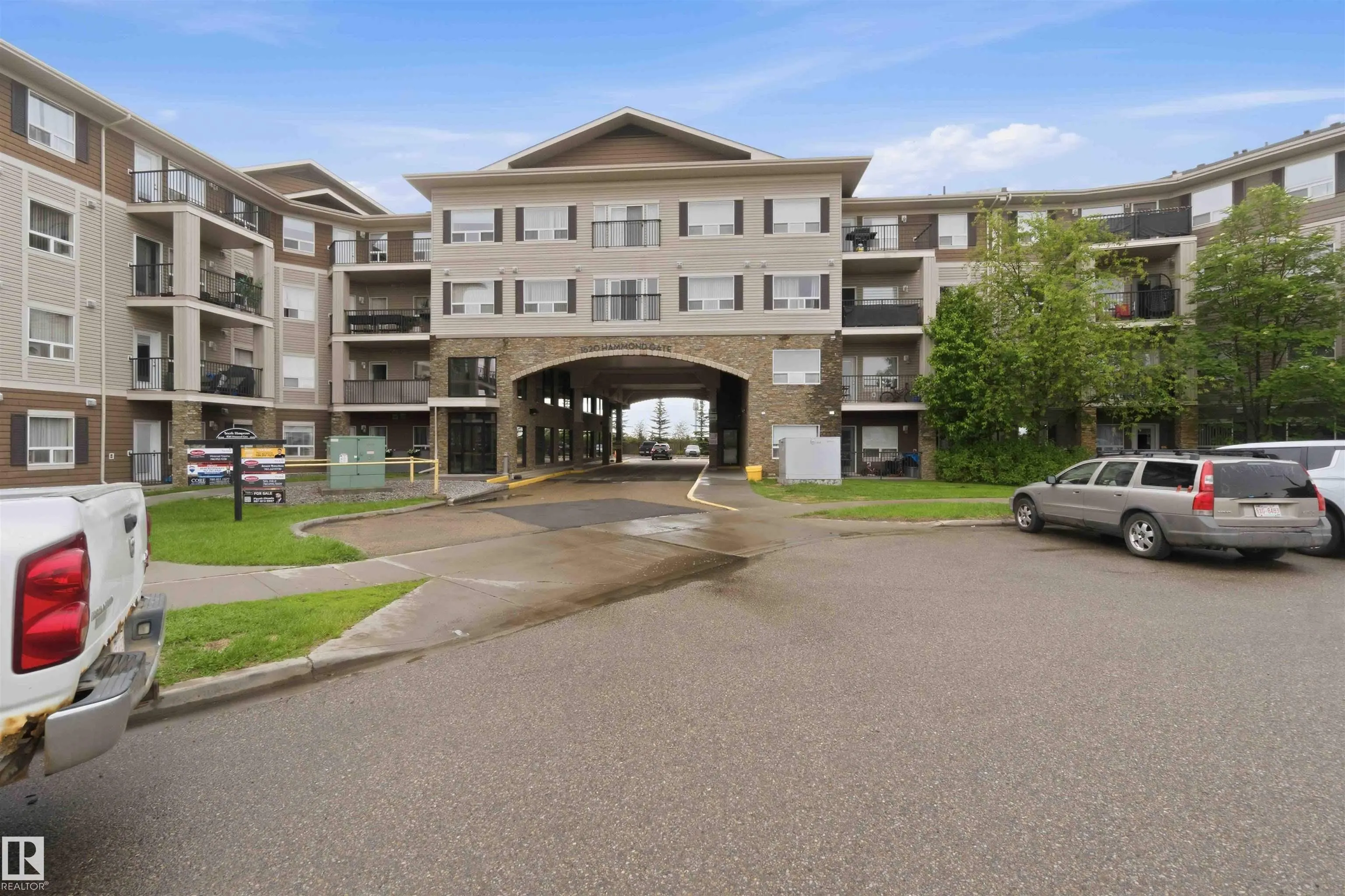 1520 Hammond Gate