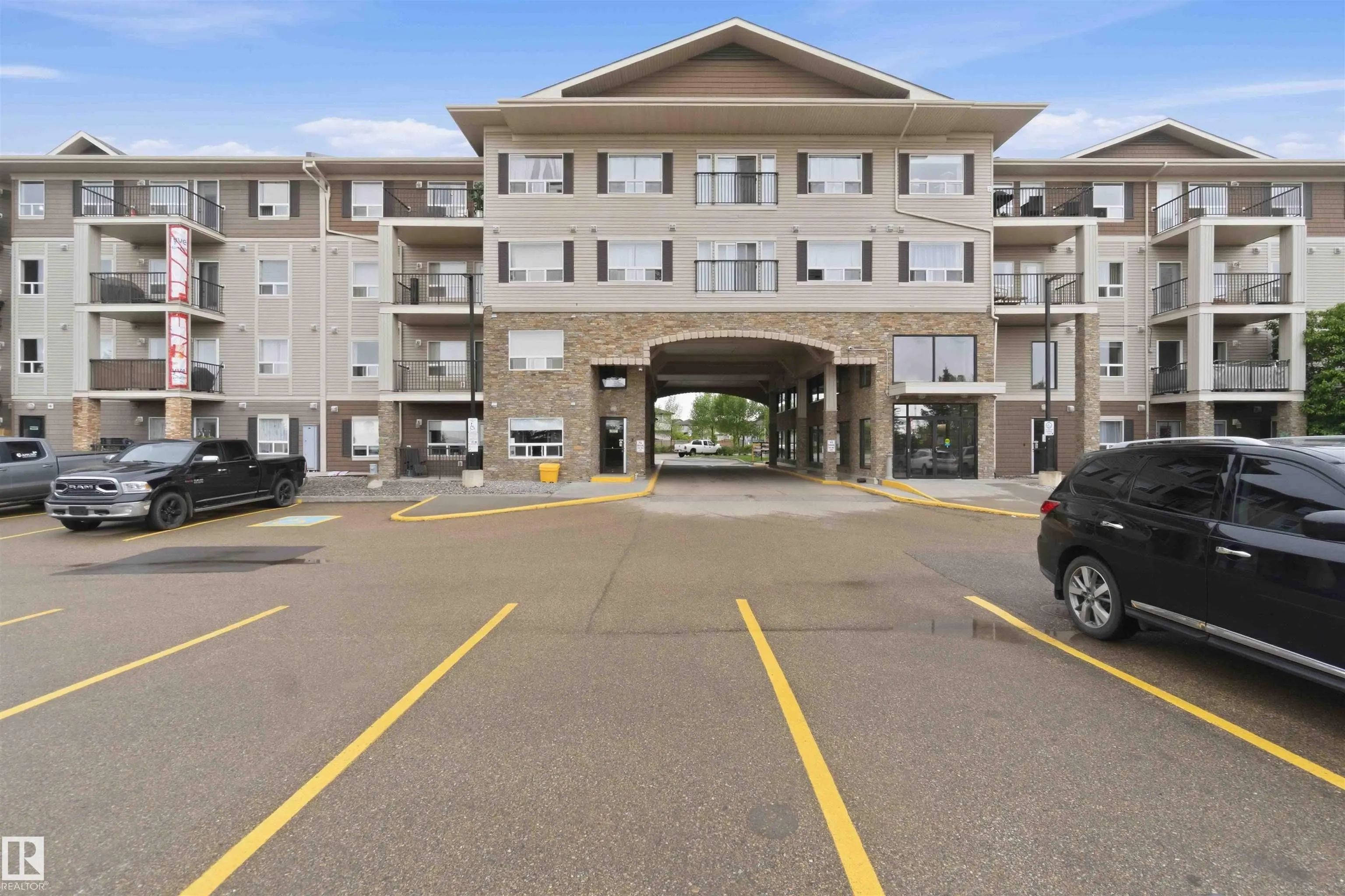1520 Hammond Gate