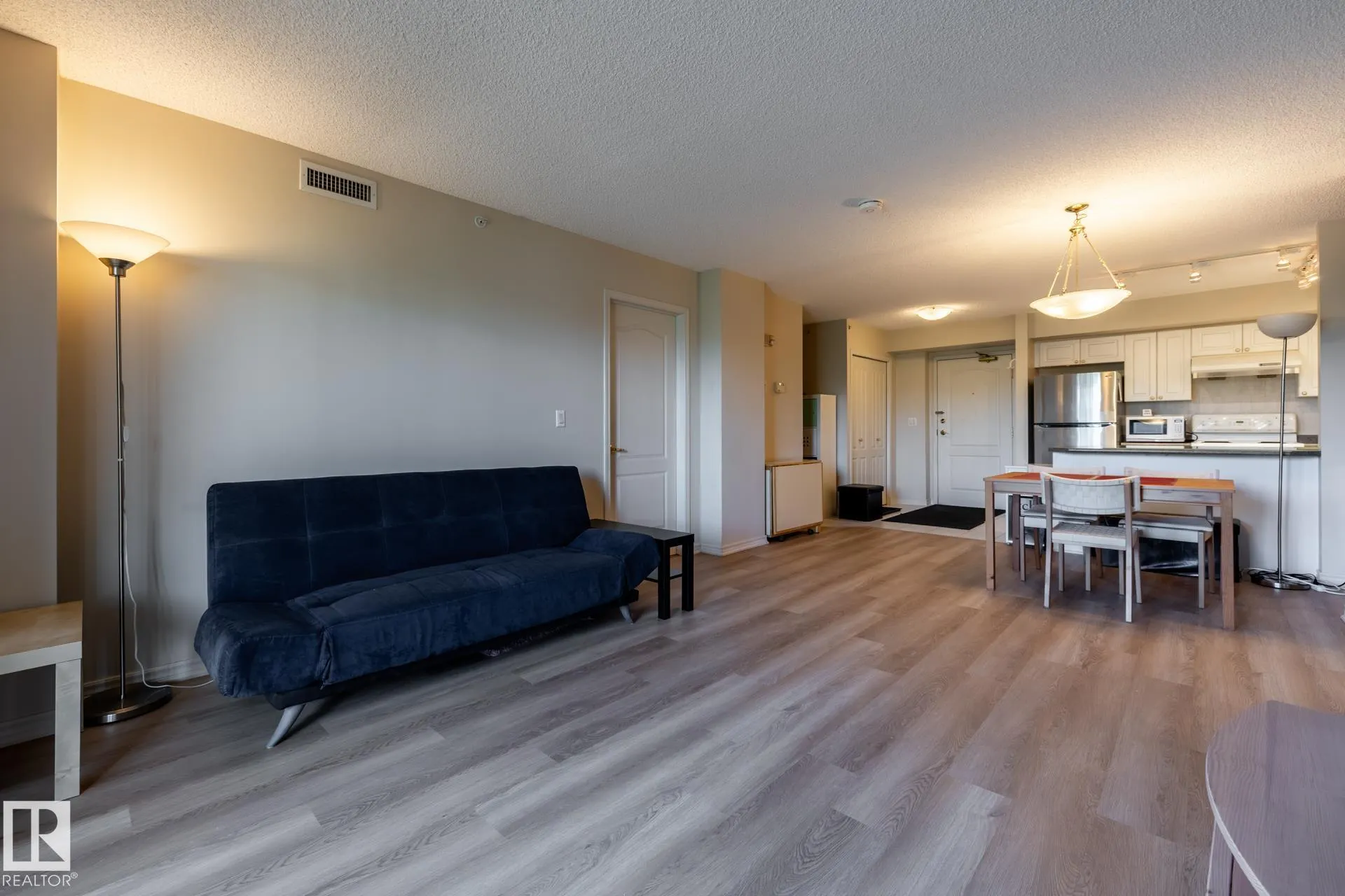 10909 103 Avenue