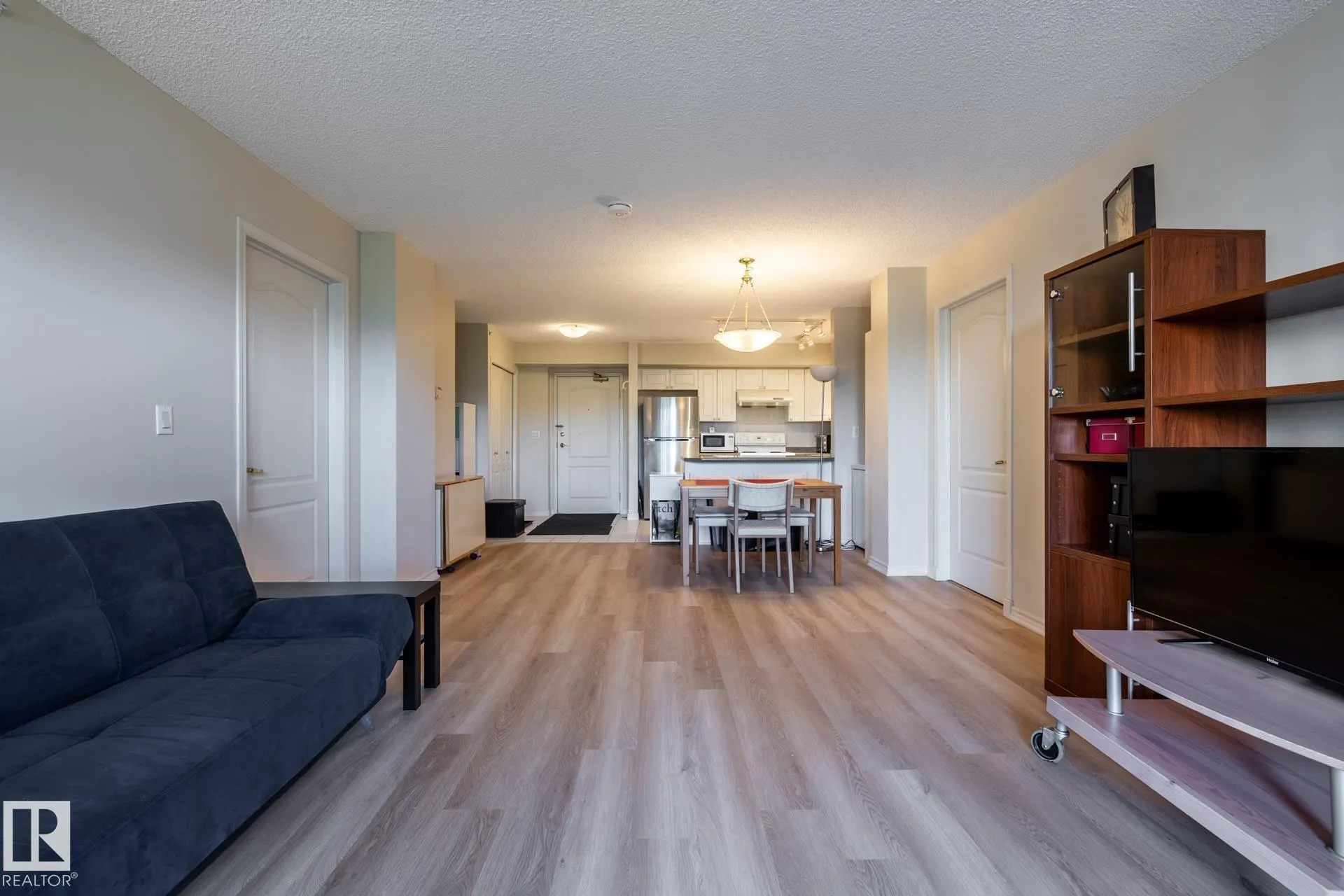 10909 103 Avenue