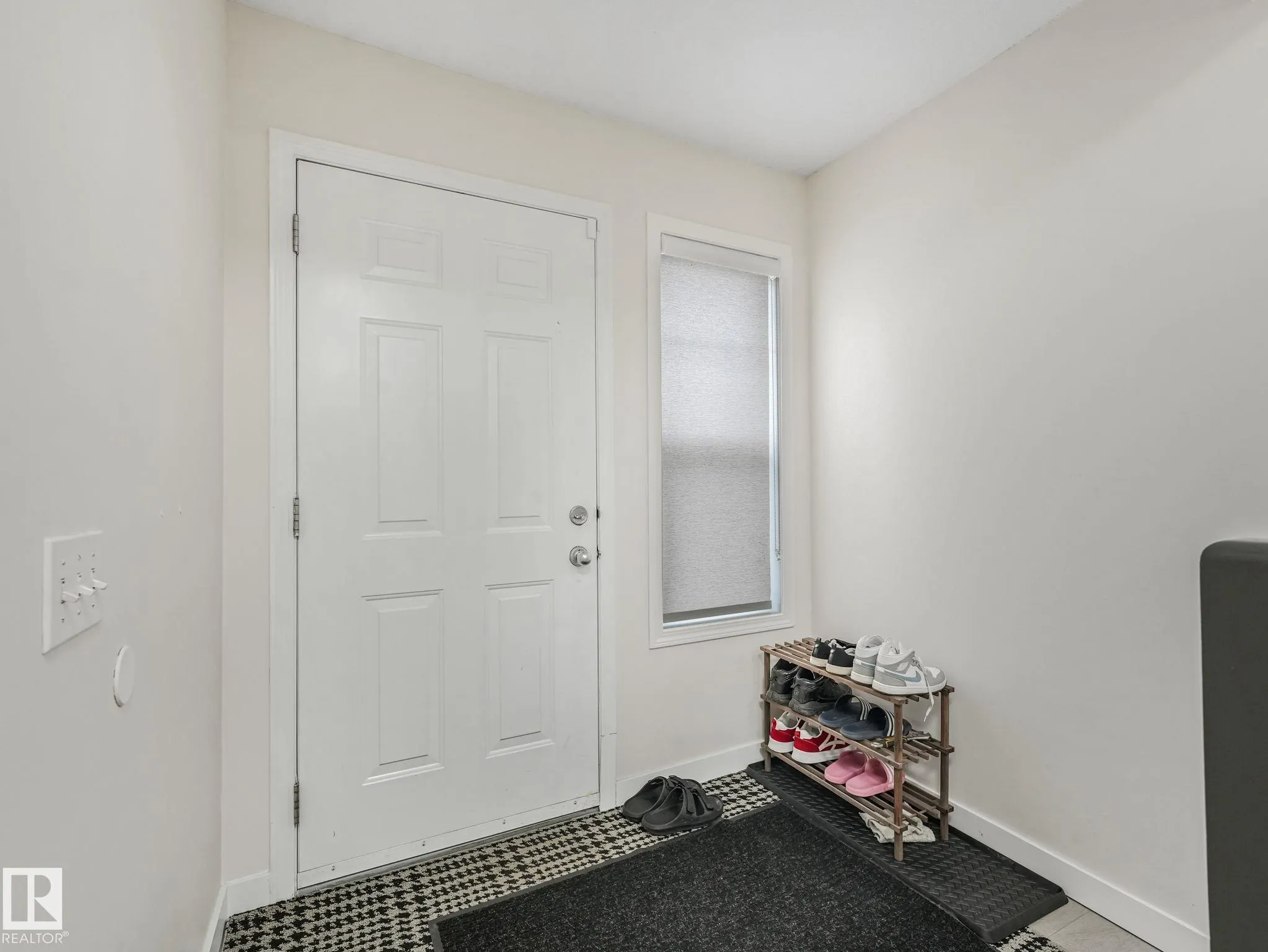 230 EDWARDS Drive