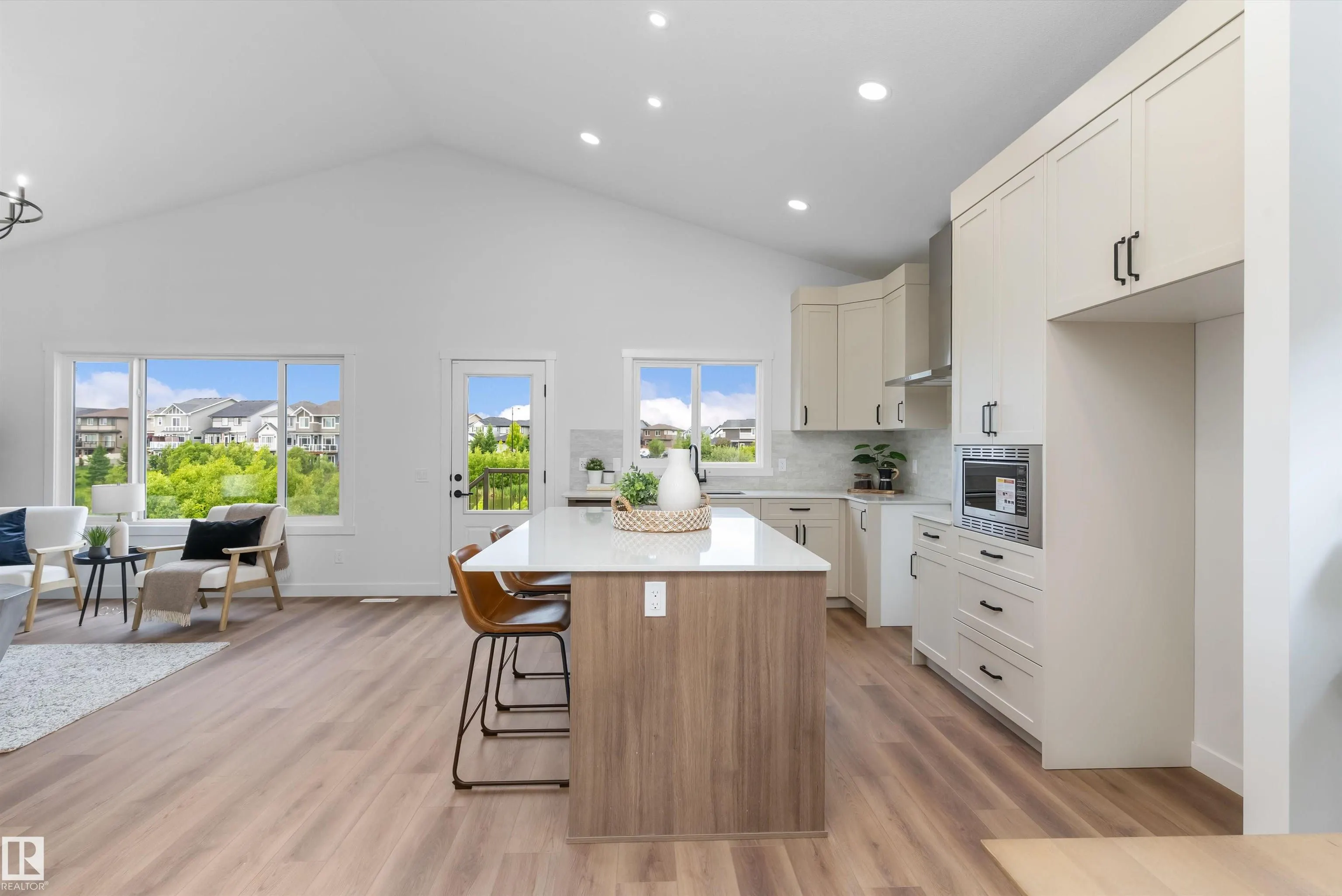 3708 CROSS LANDING