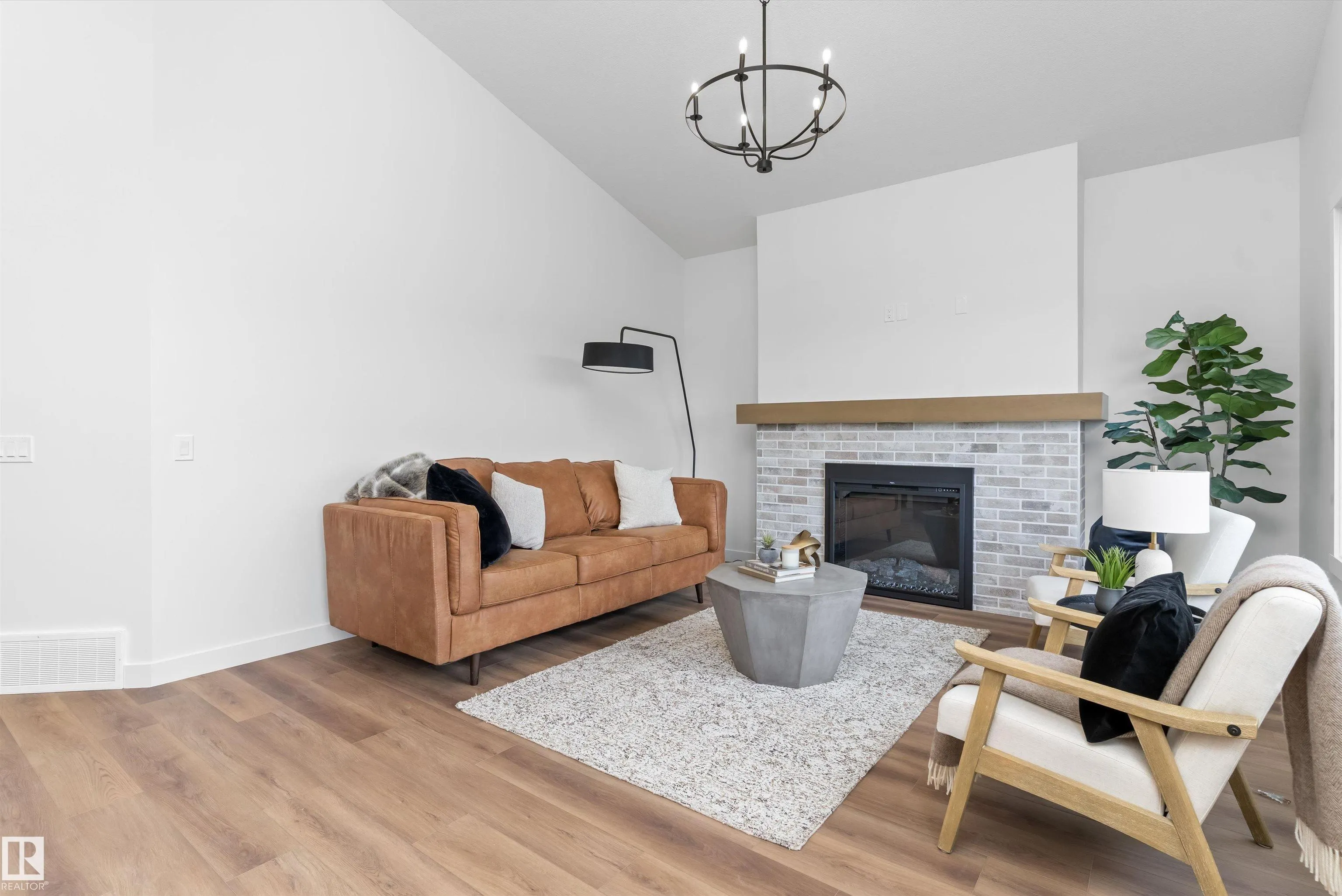 3708 CROSS LANDING