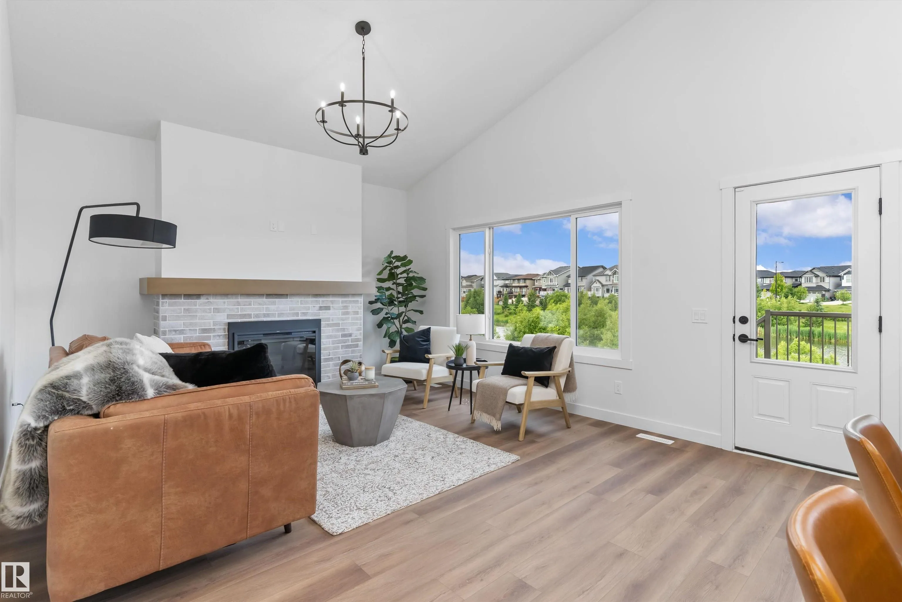 3708 CROSS LANDING