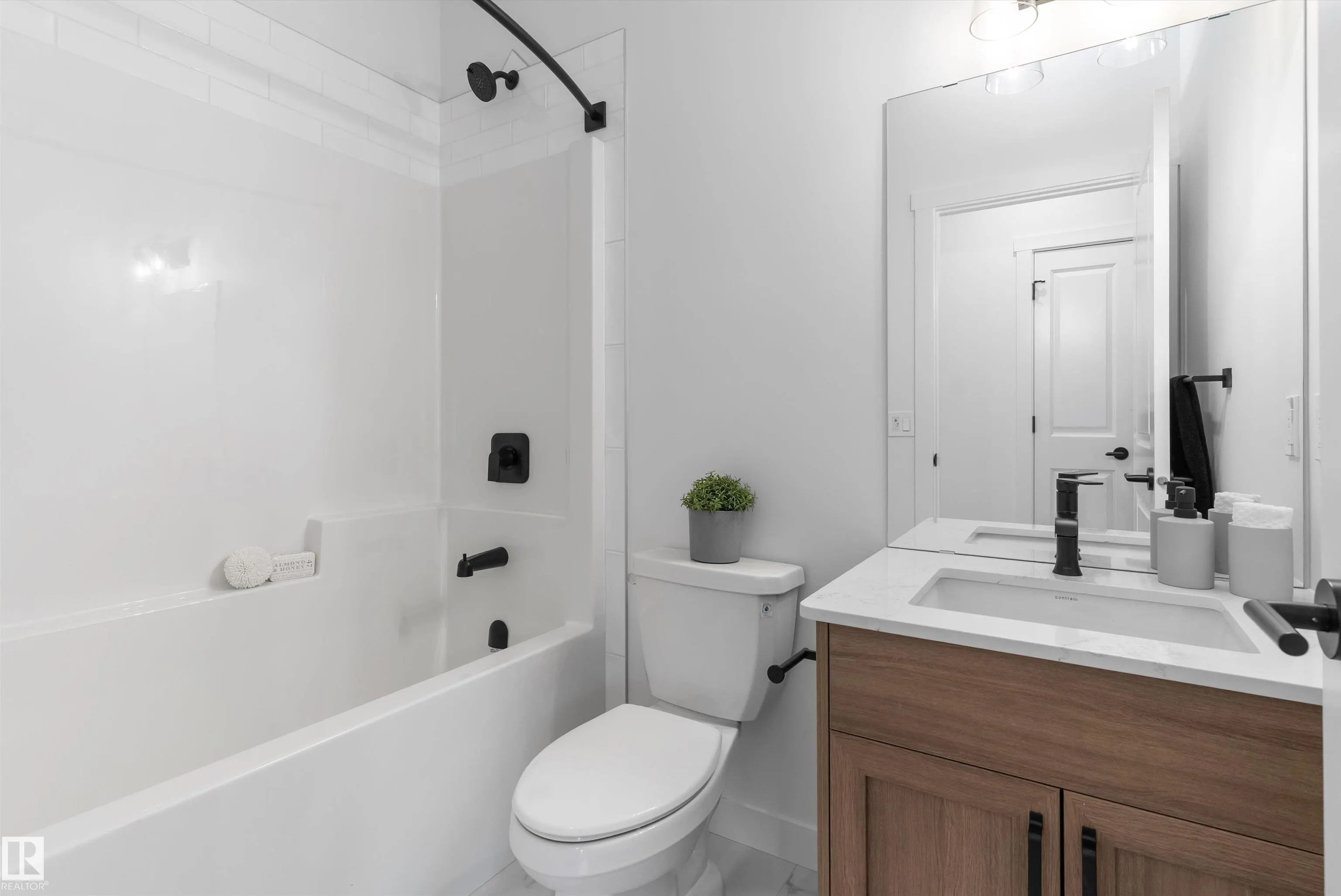 3708 CROSS LANDING