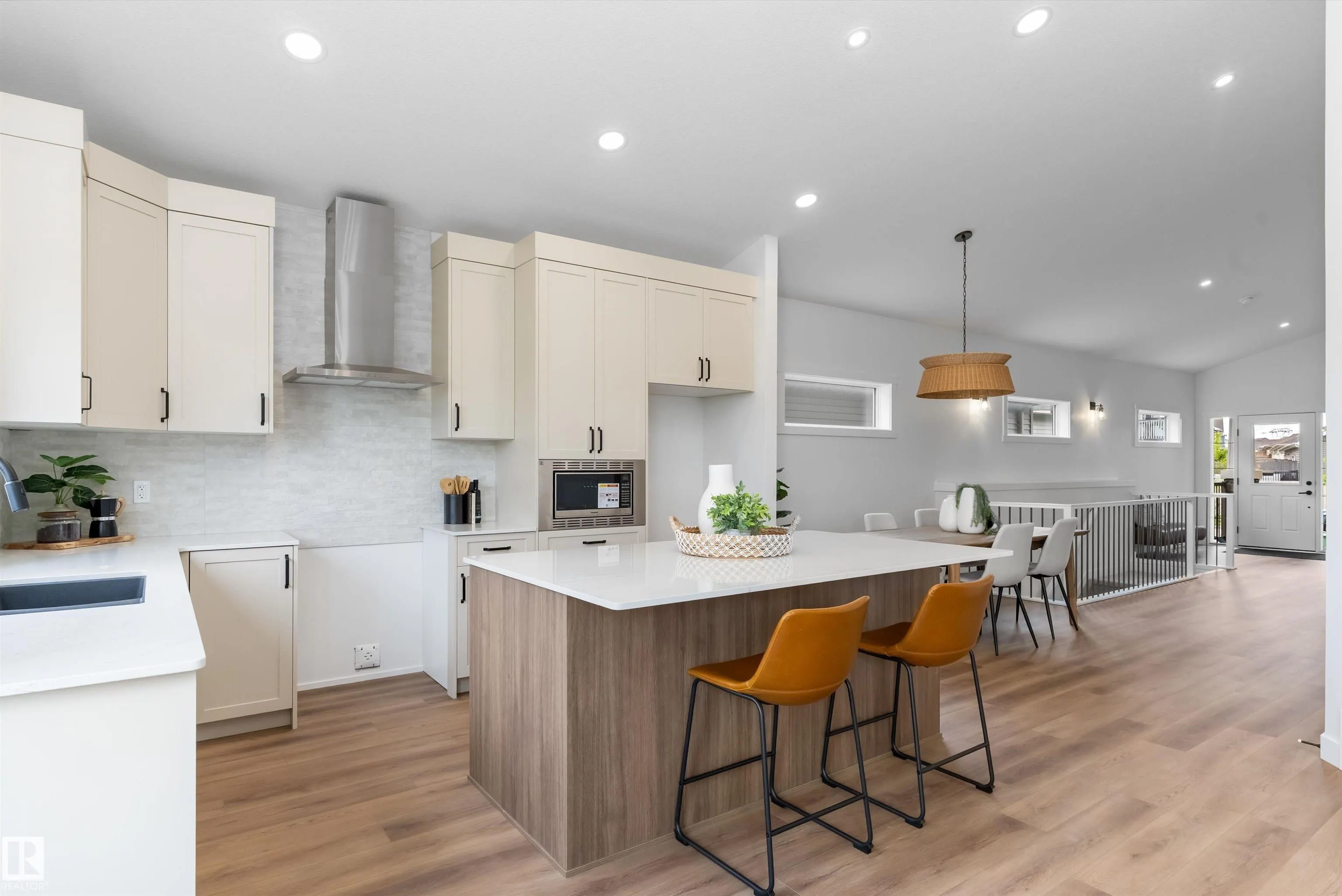 3708 CROSS LANDING