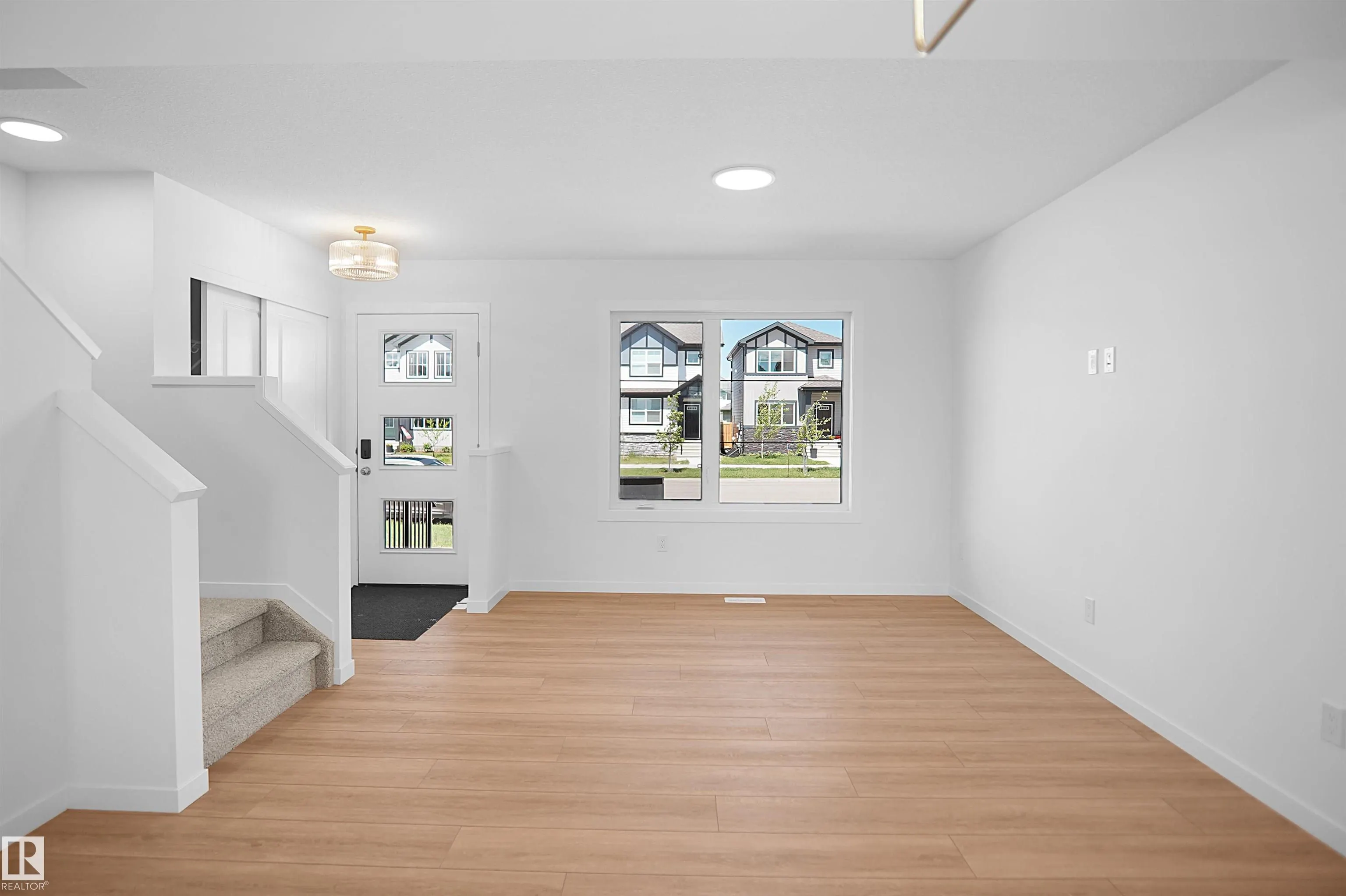 82 Juniper Wynd