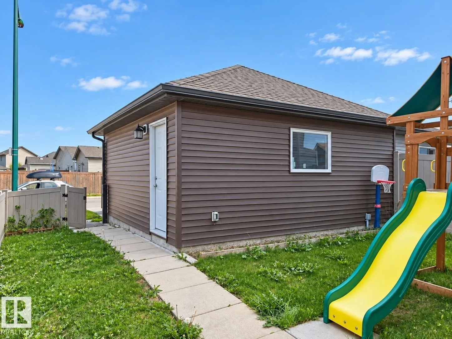 1908 25 Street