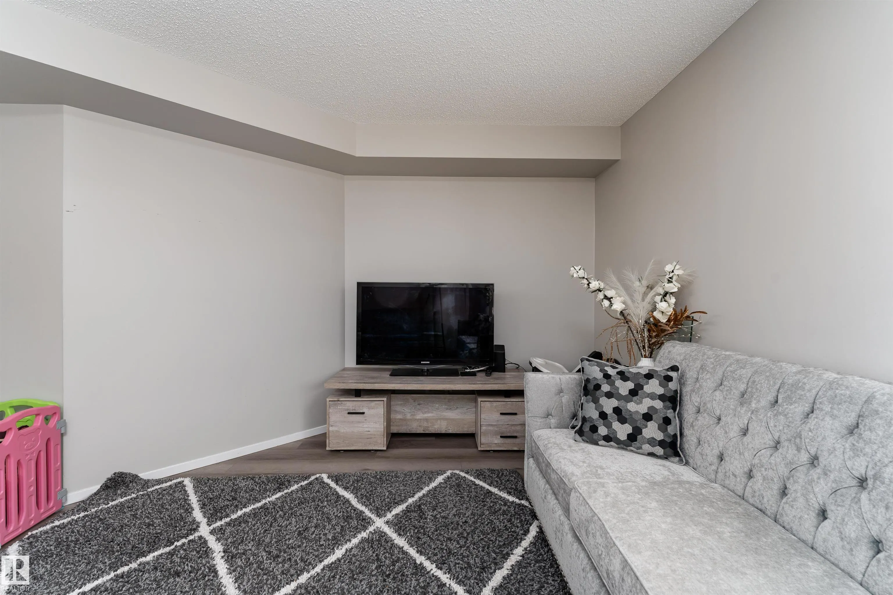 3207 JAMES MOWATT Trail