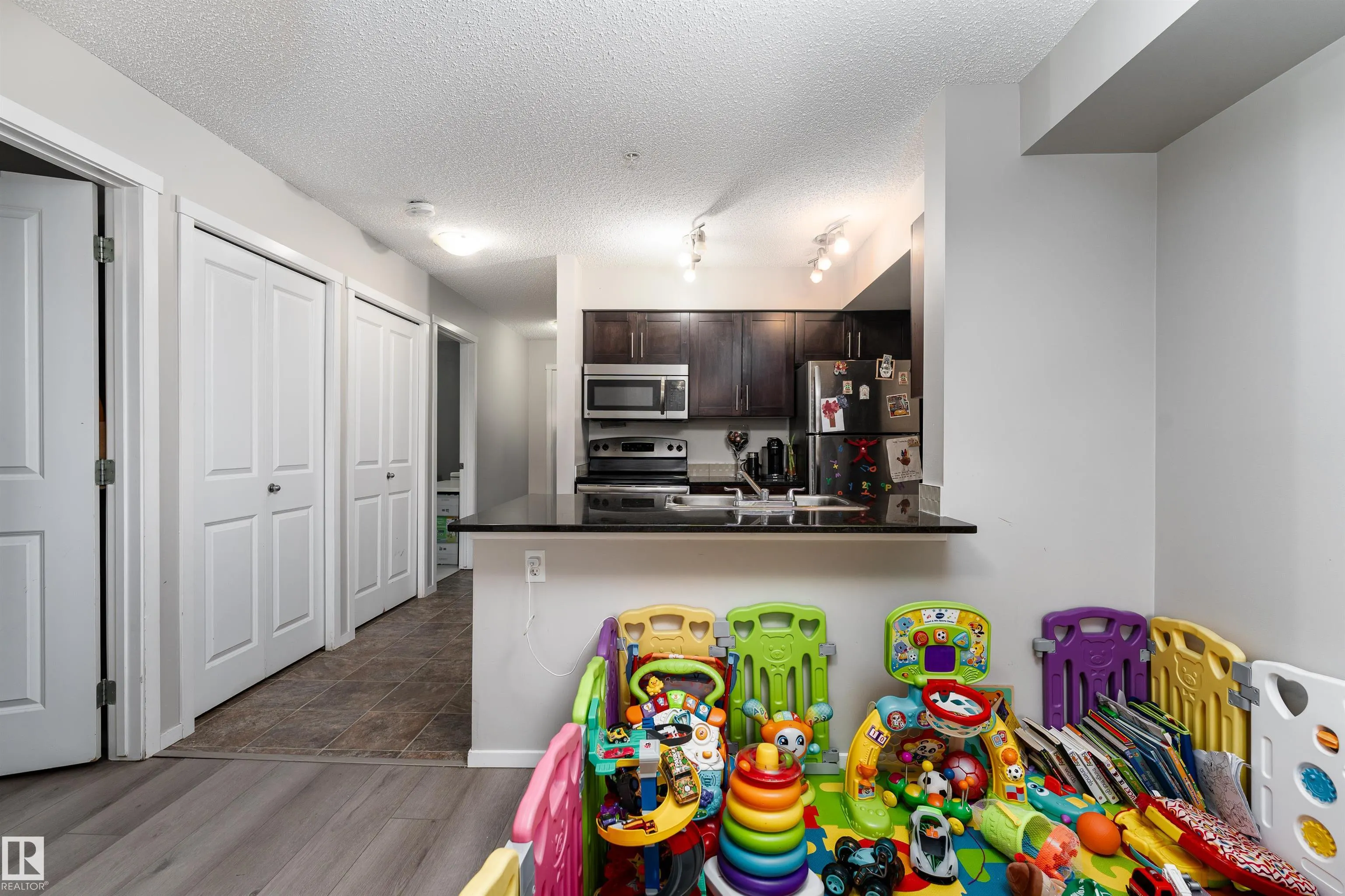 3207 JAMES MOWATT Trail