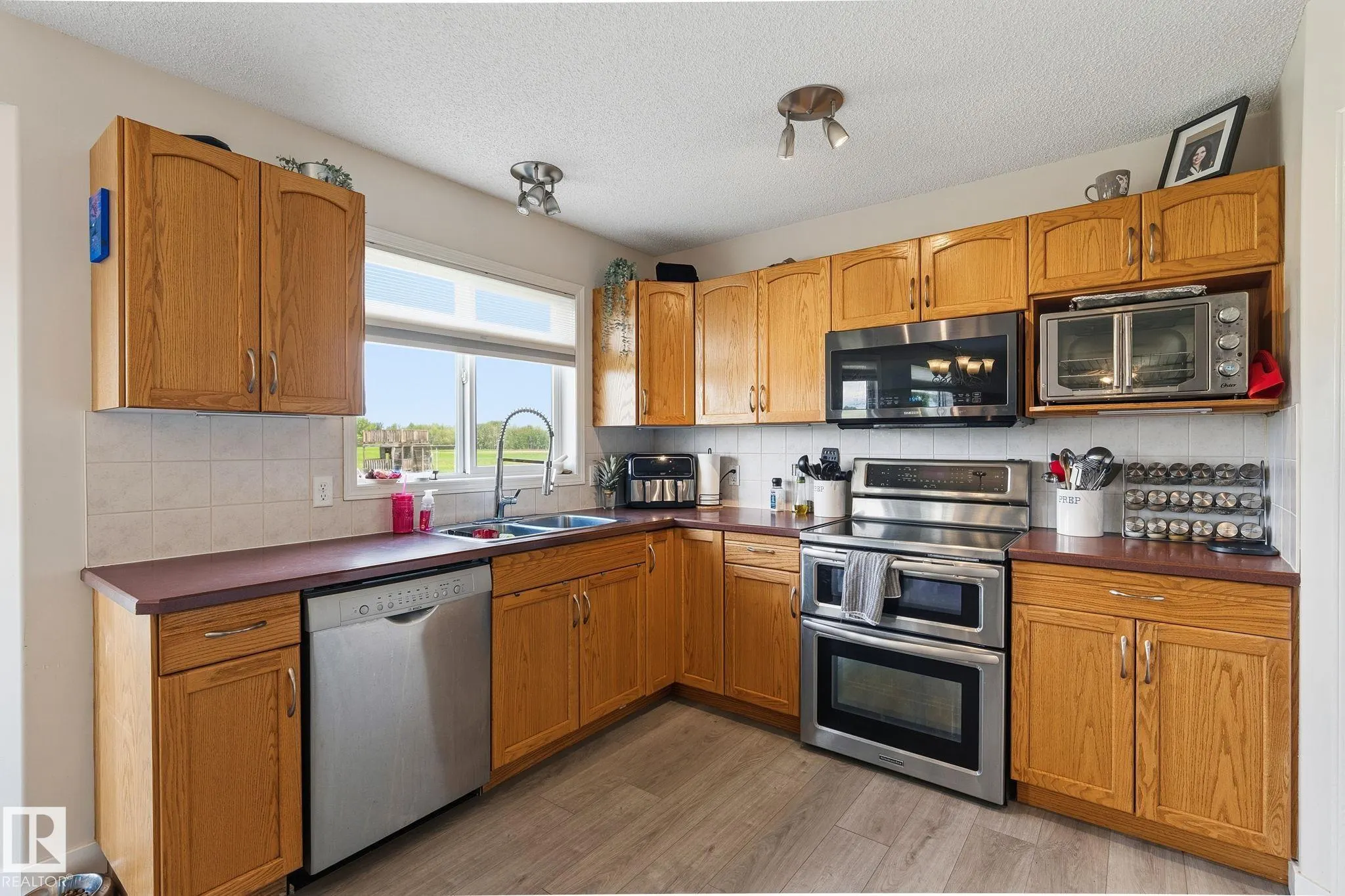 51305 RGE ROAD 271