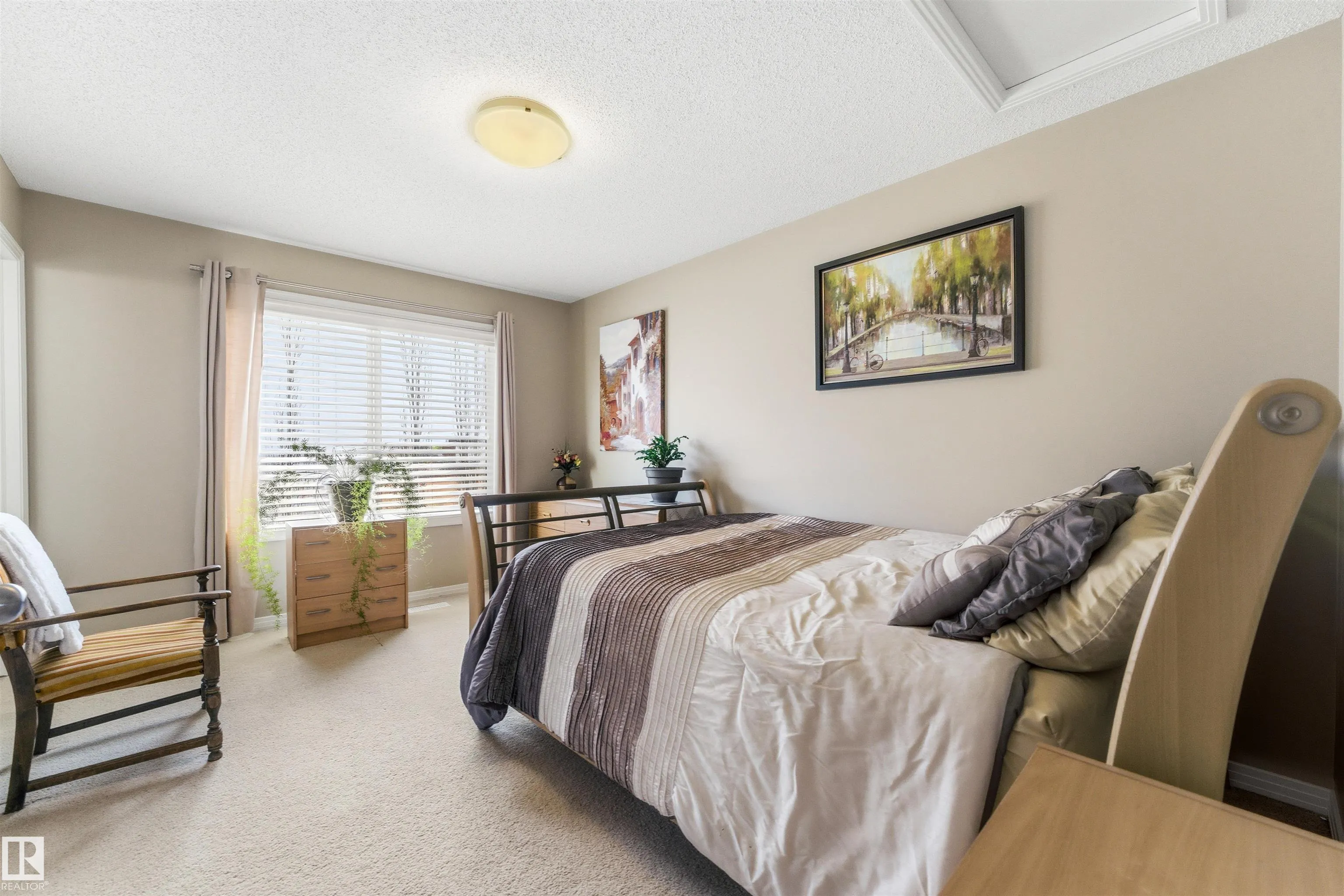 3039 Harvey CR