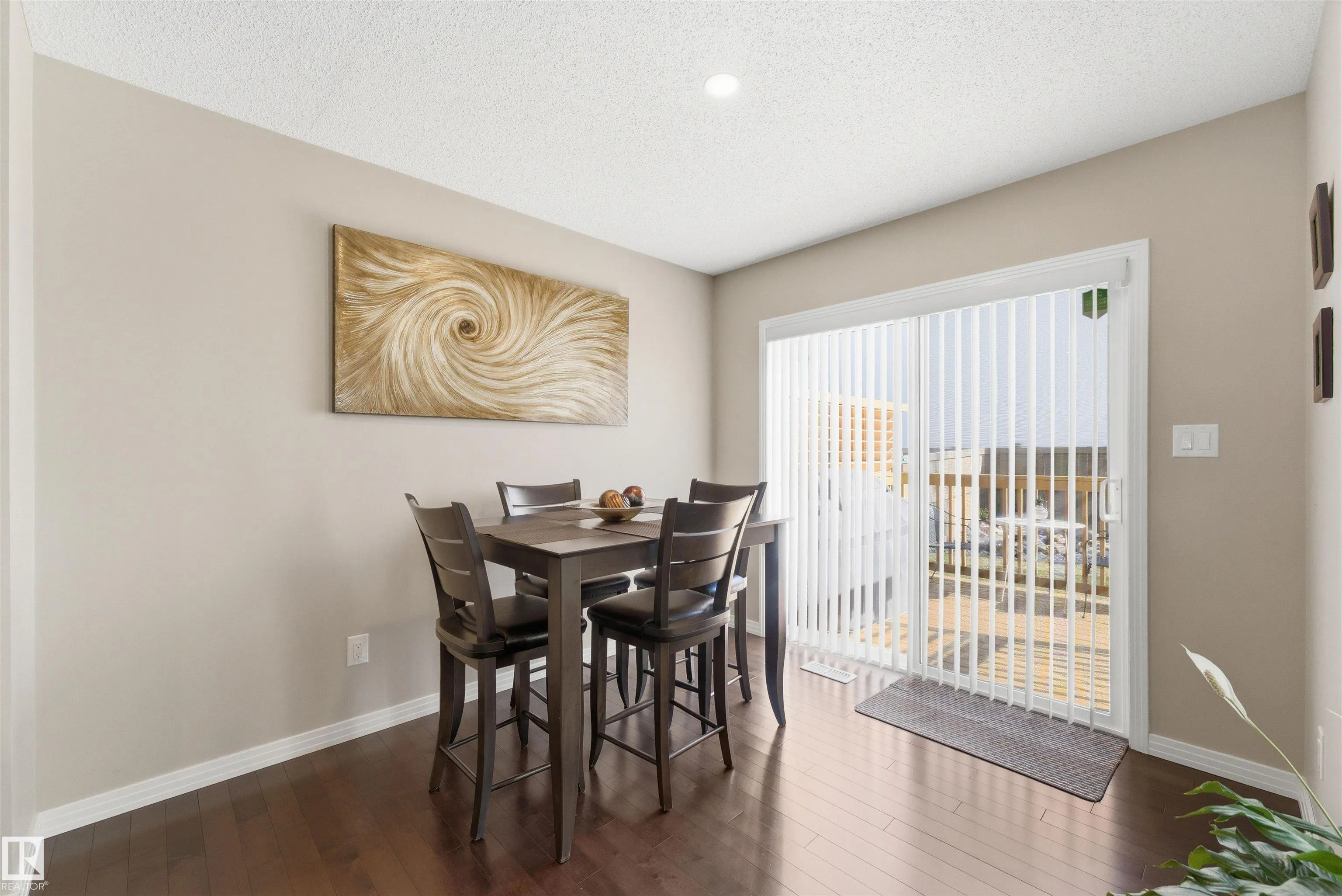 3039 Harvey CR