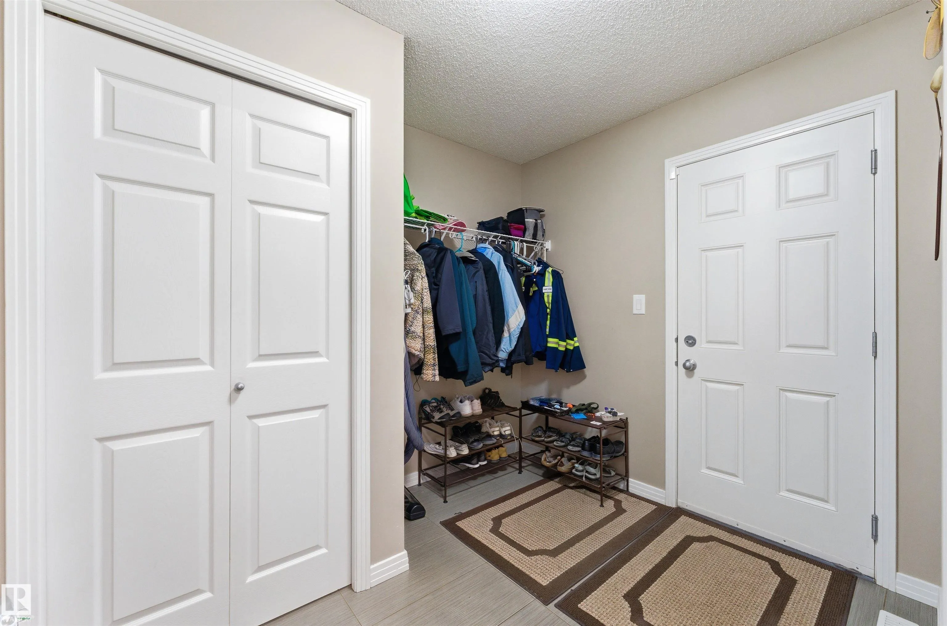 3039 Harvey CR