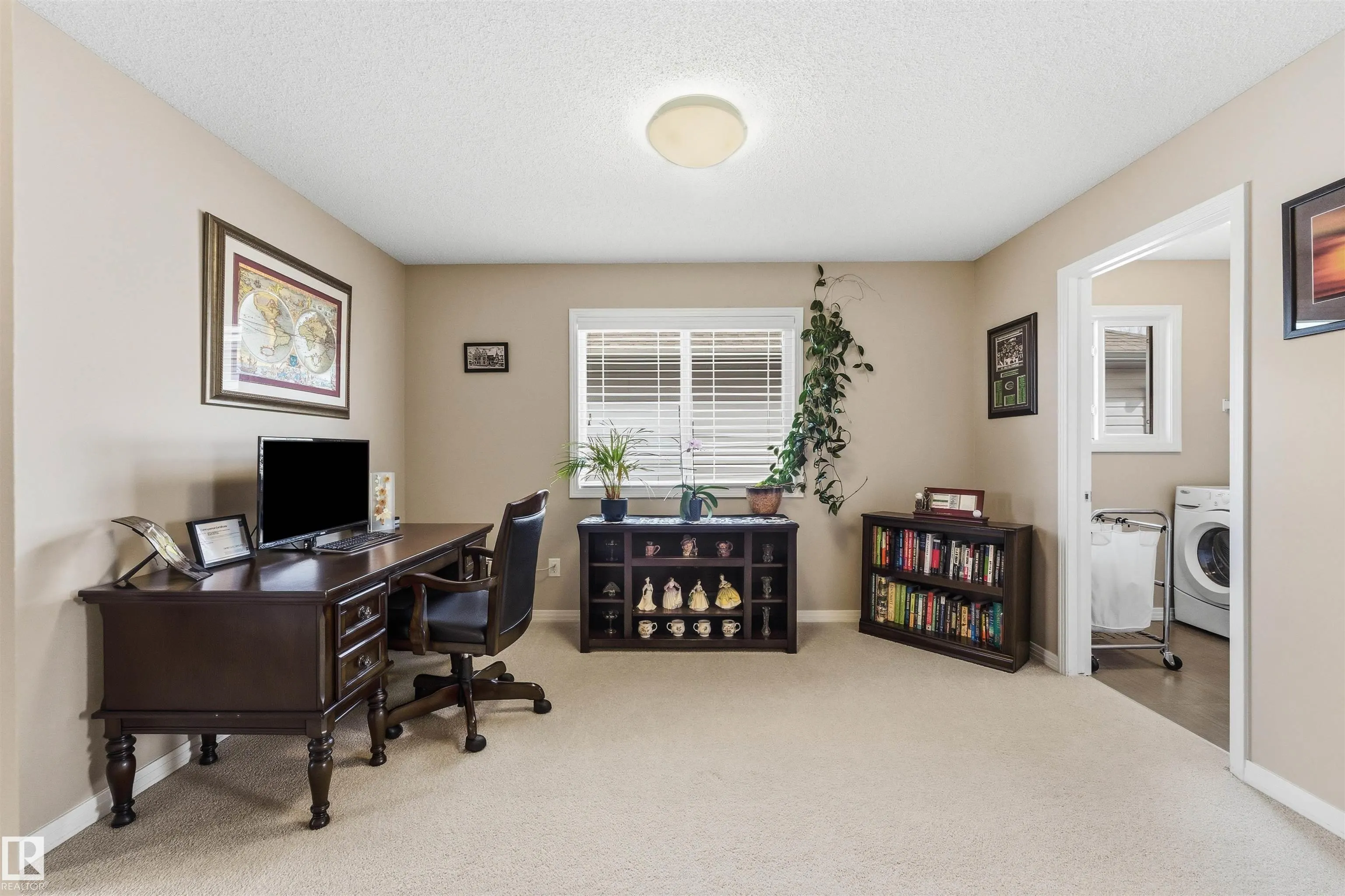3039 Harvey CR