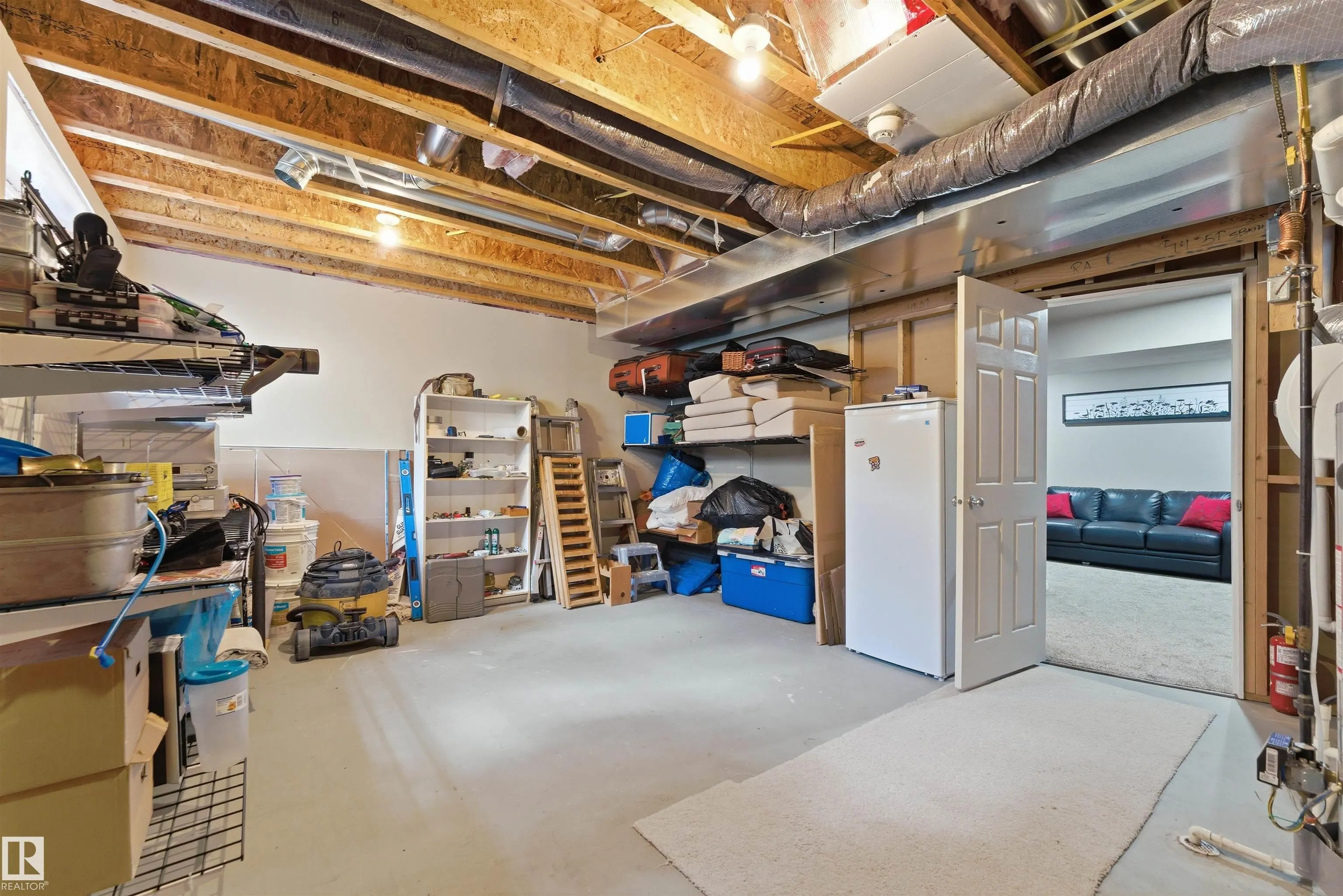 3039 Harvey CR