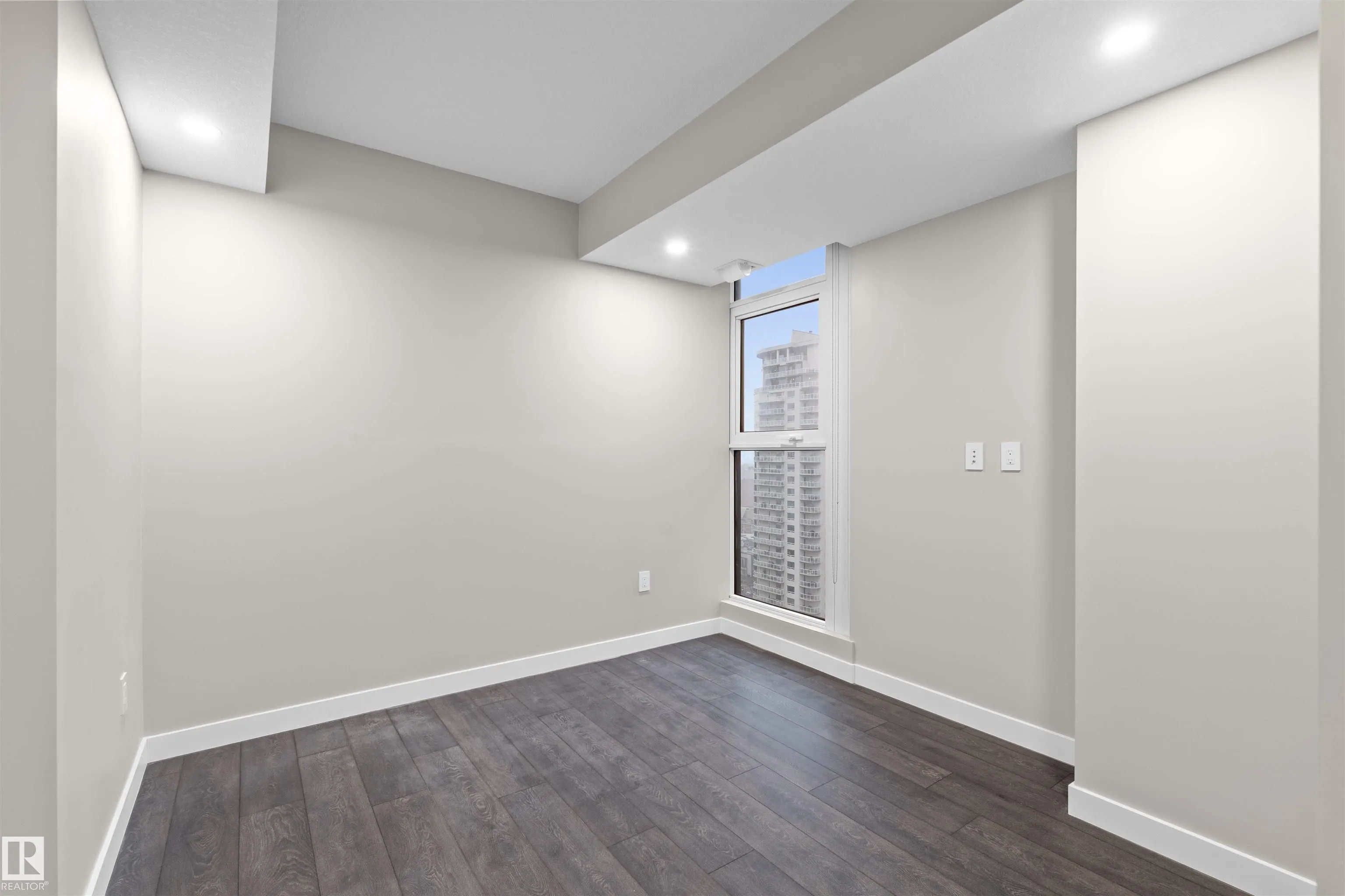 10180 103 Street