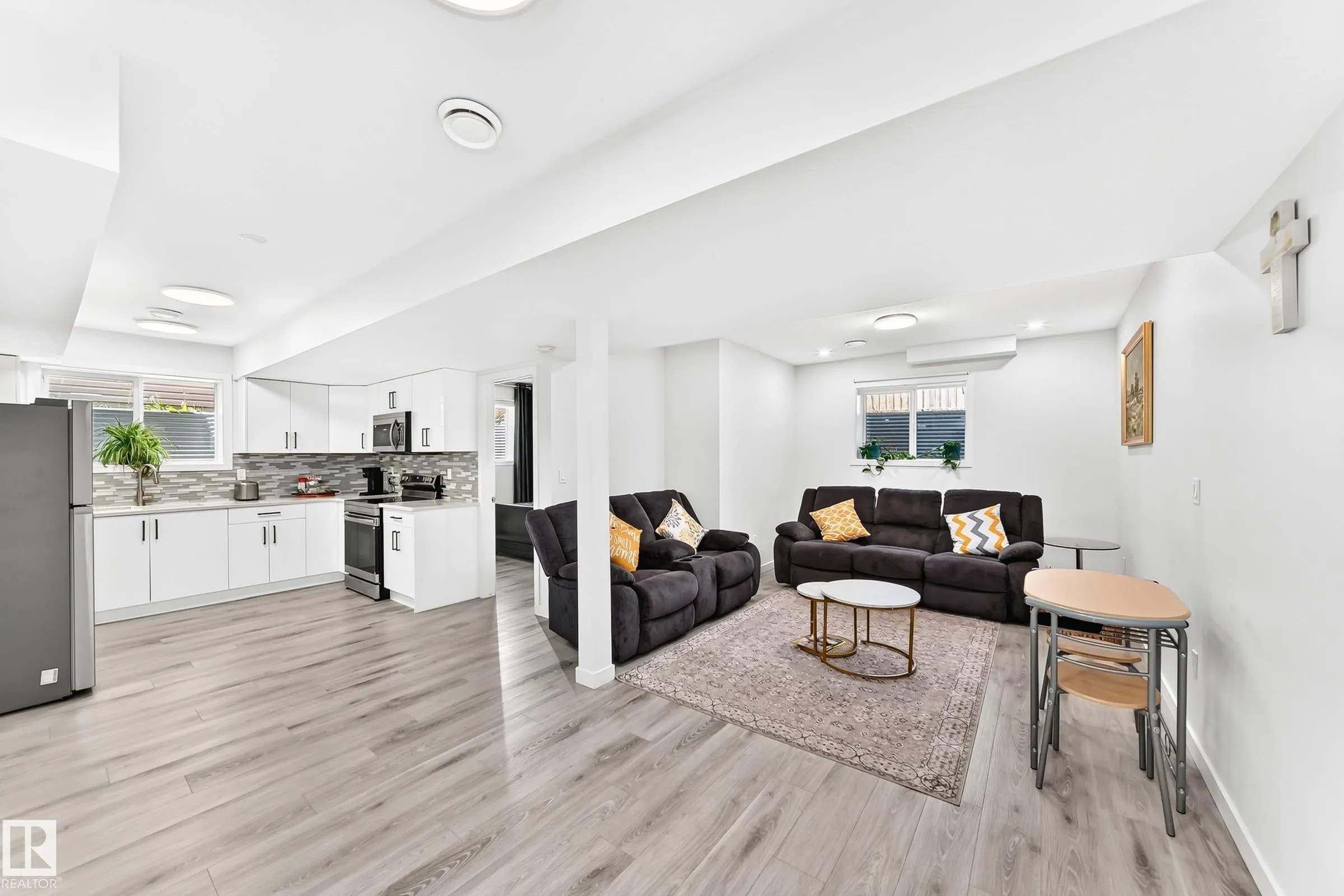 3672 Claxton Place