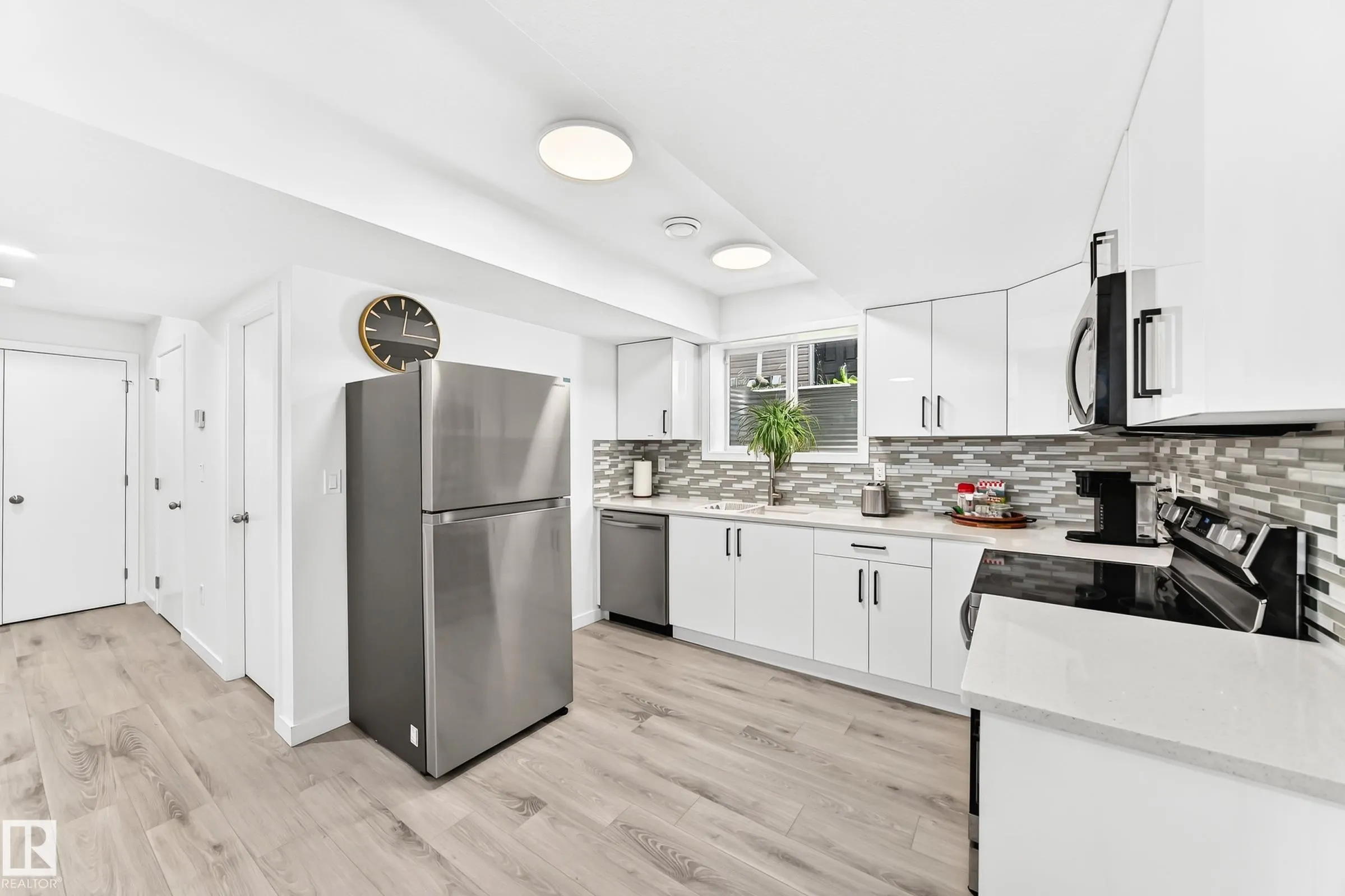 3672 Claxton Place
