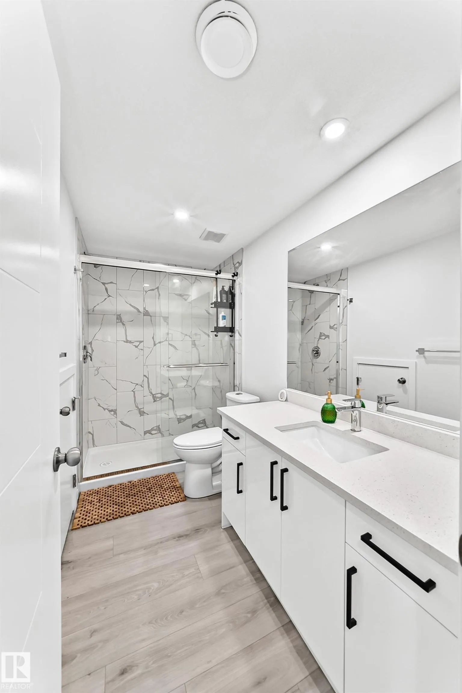 3672 Claxton Place