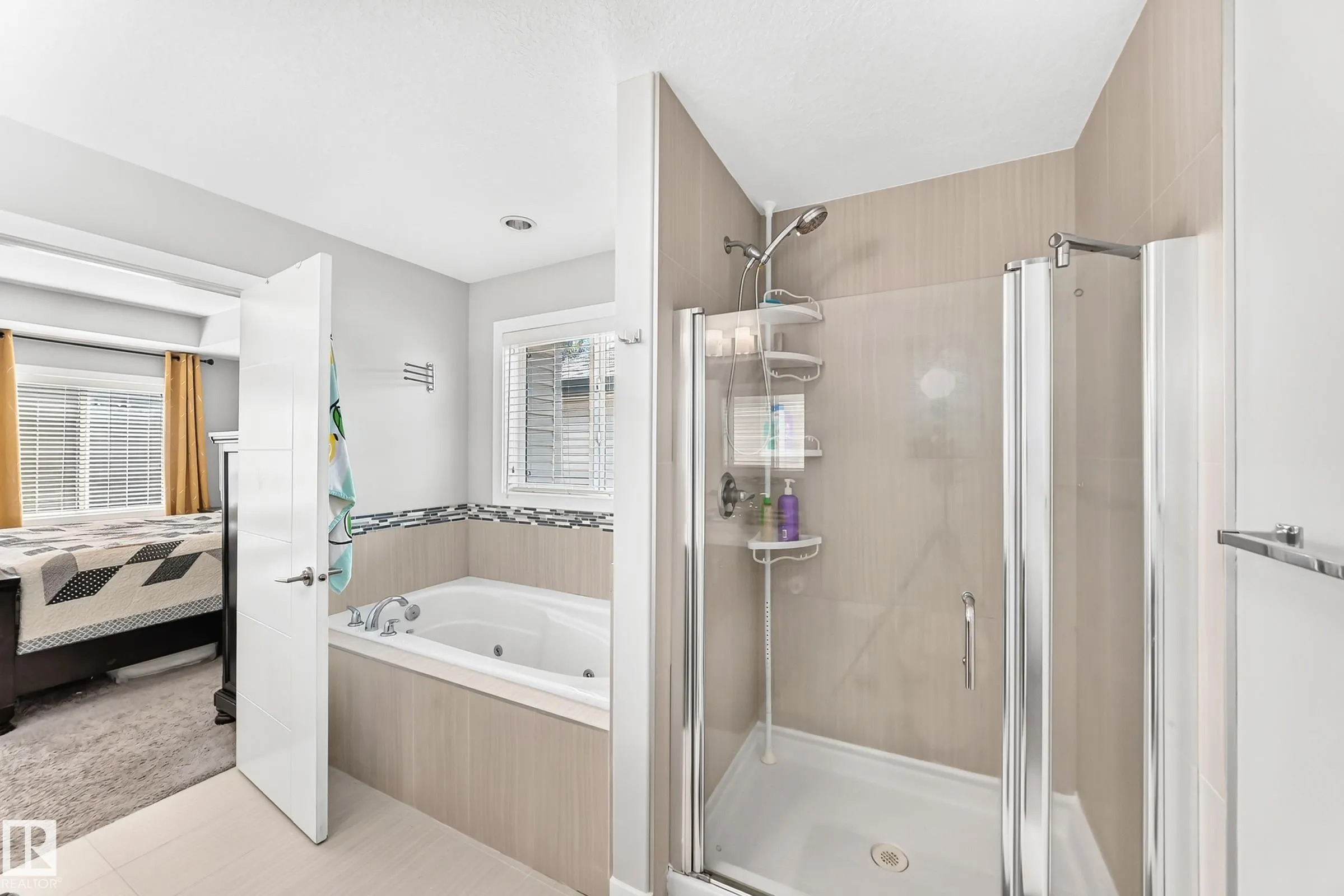 3672 Claxton Place