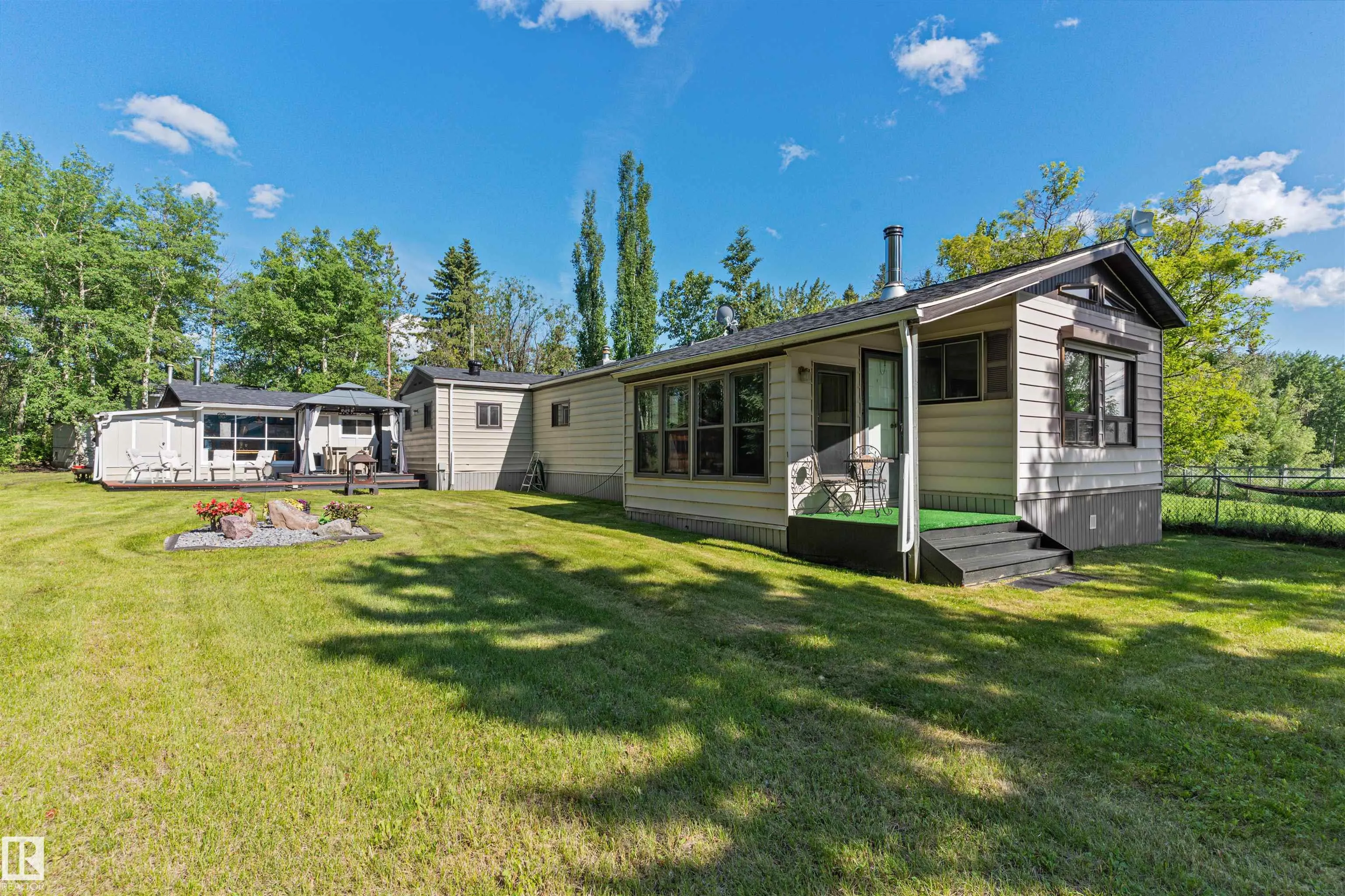 52343 RGE ROAD 211