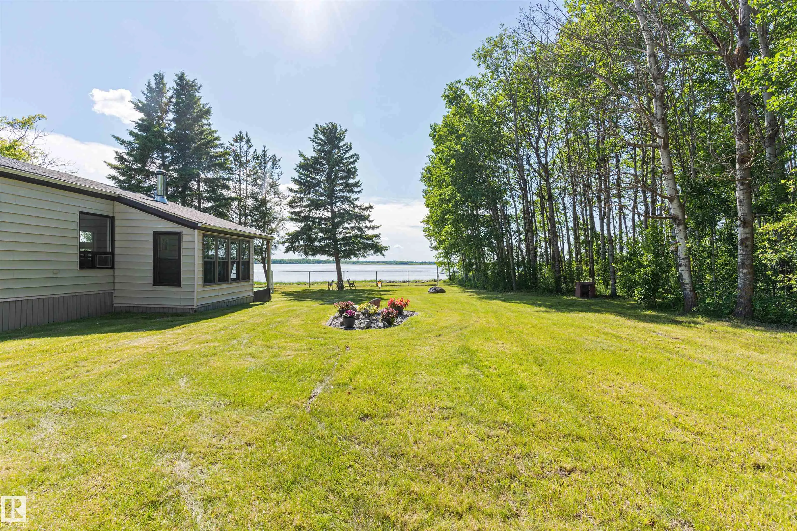 52343 RGE ROAD 211