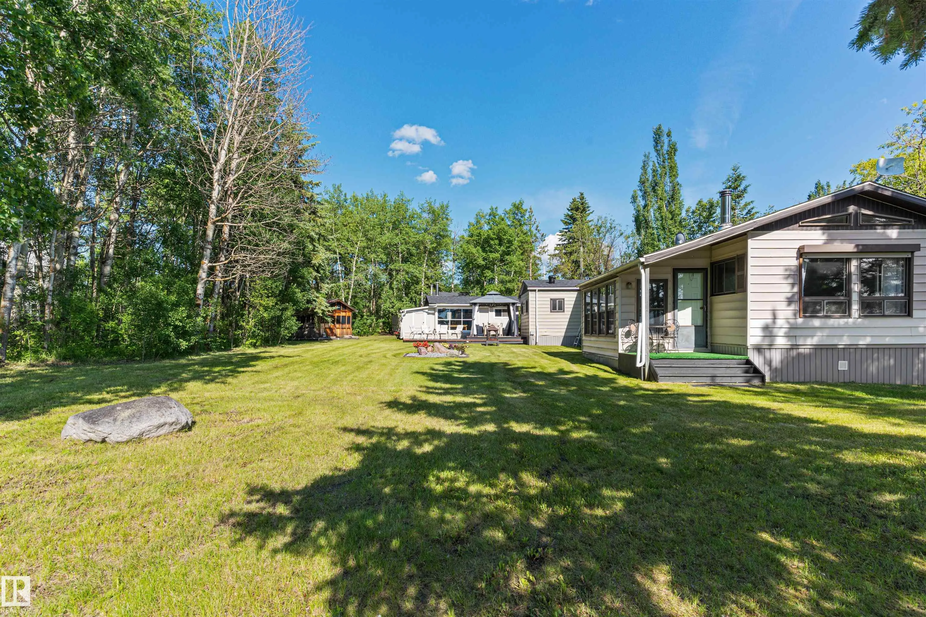 52343 RGE ROAD 211