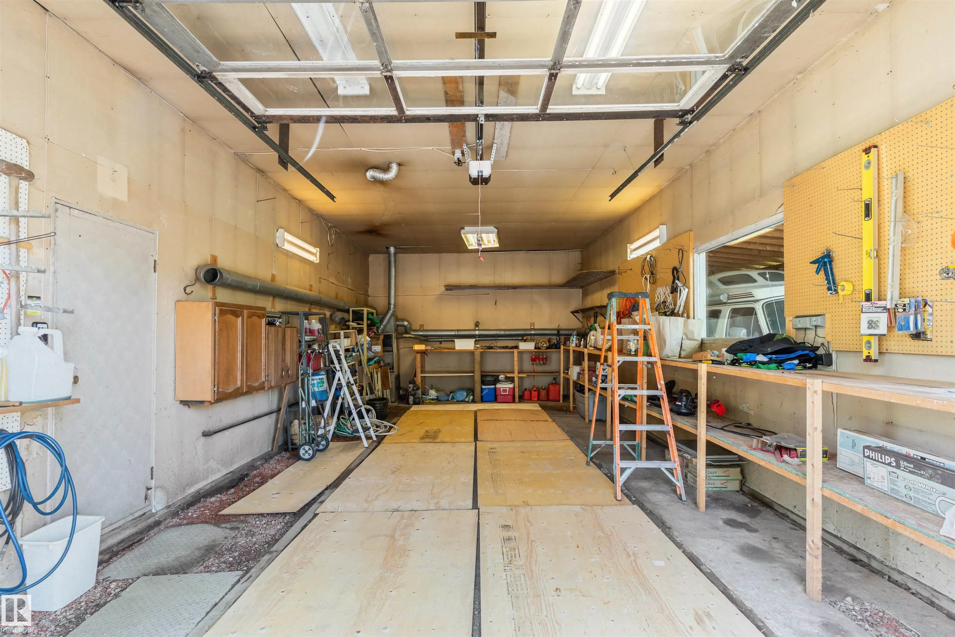 52343 RGE ROAD 211